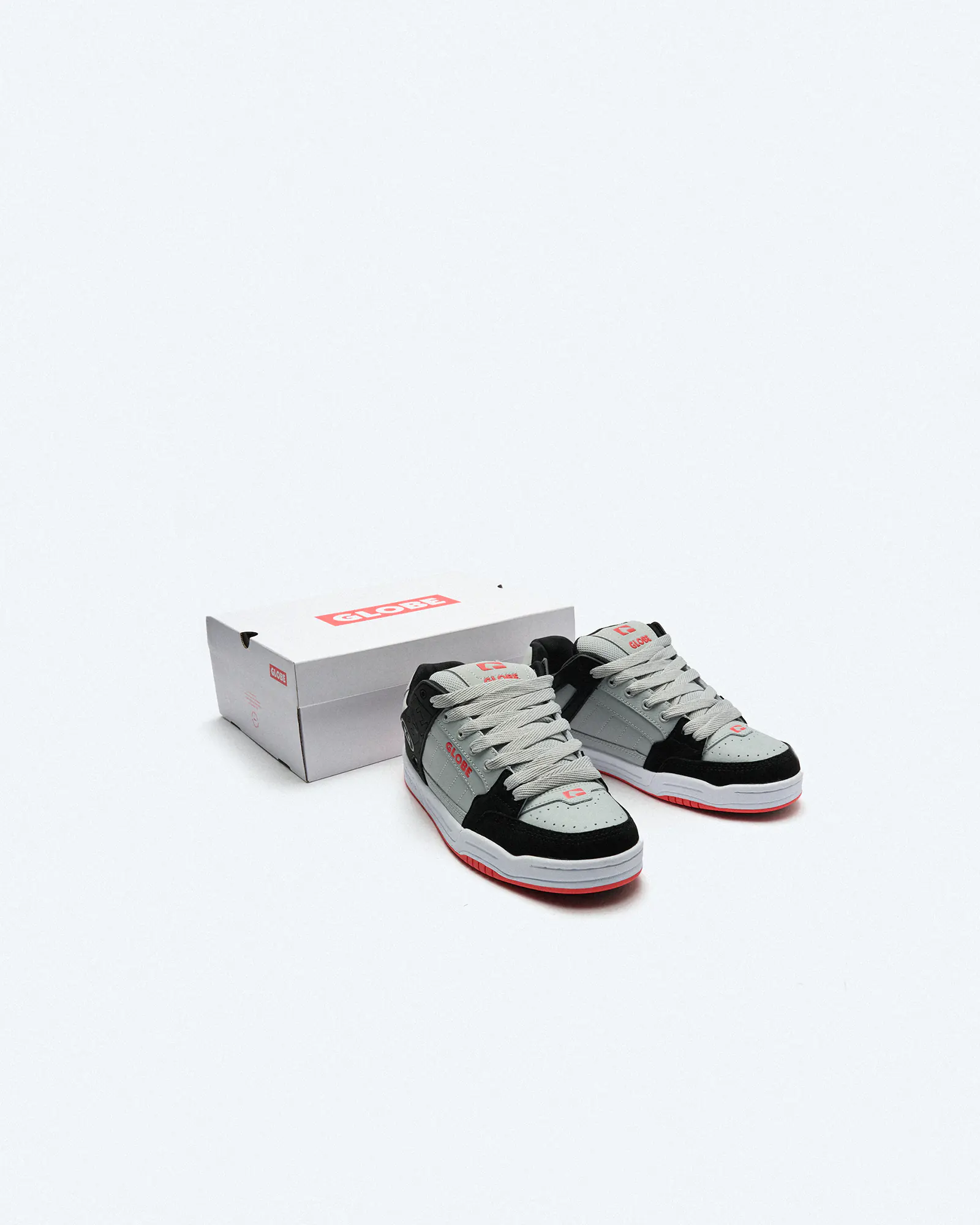 Globe Tilt Sneaker Steel/Black Globe Tilt Sneaker Steel/Black