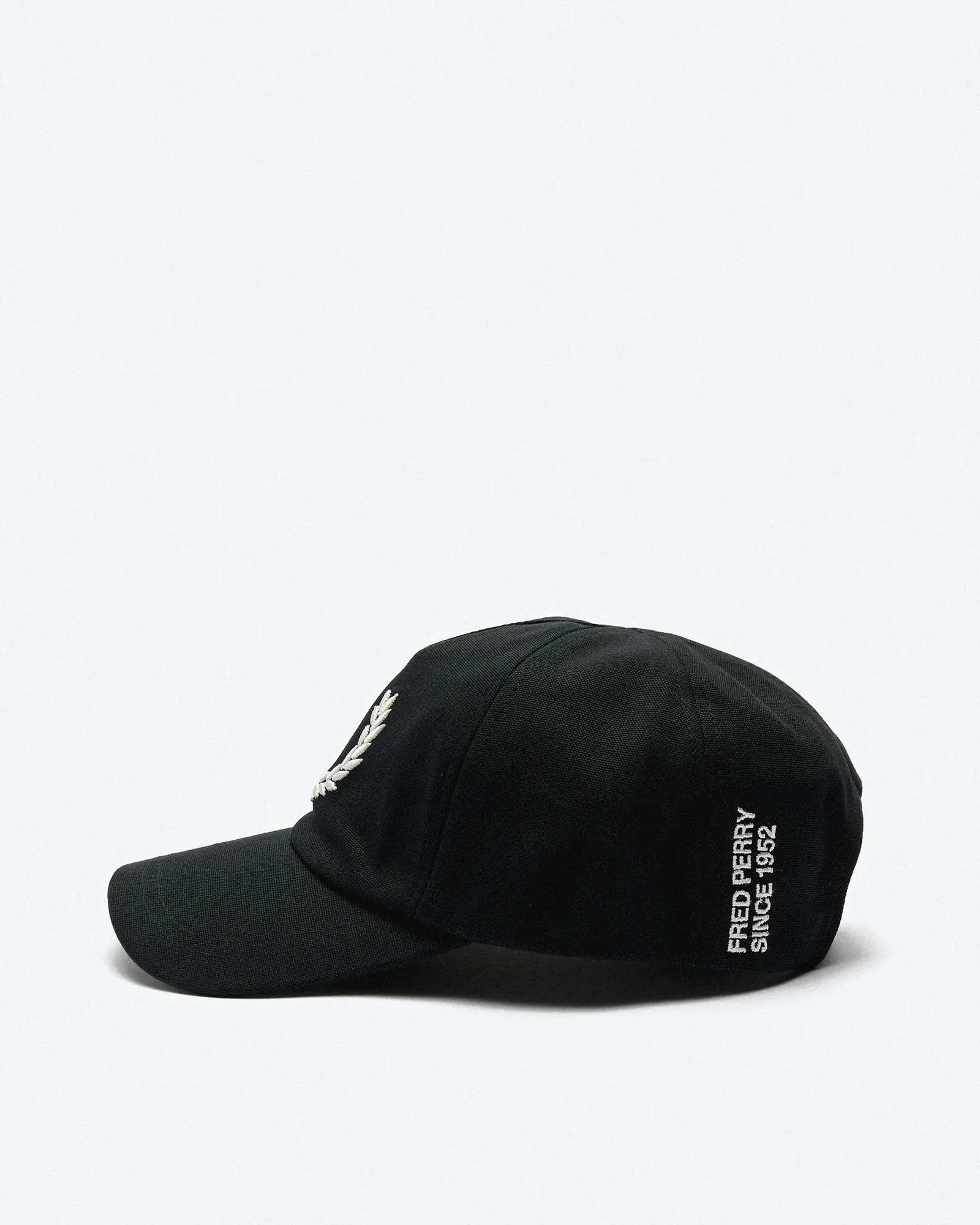Fred Perry Bold Branding Canvas Cap Black/Snow White