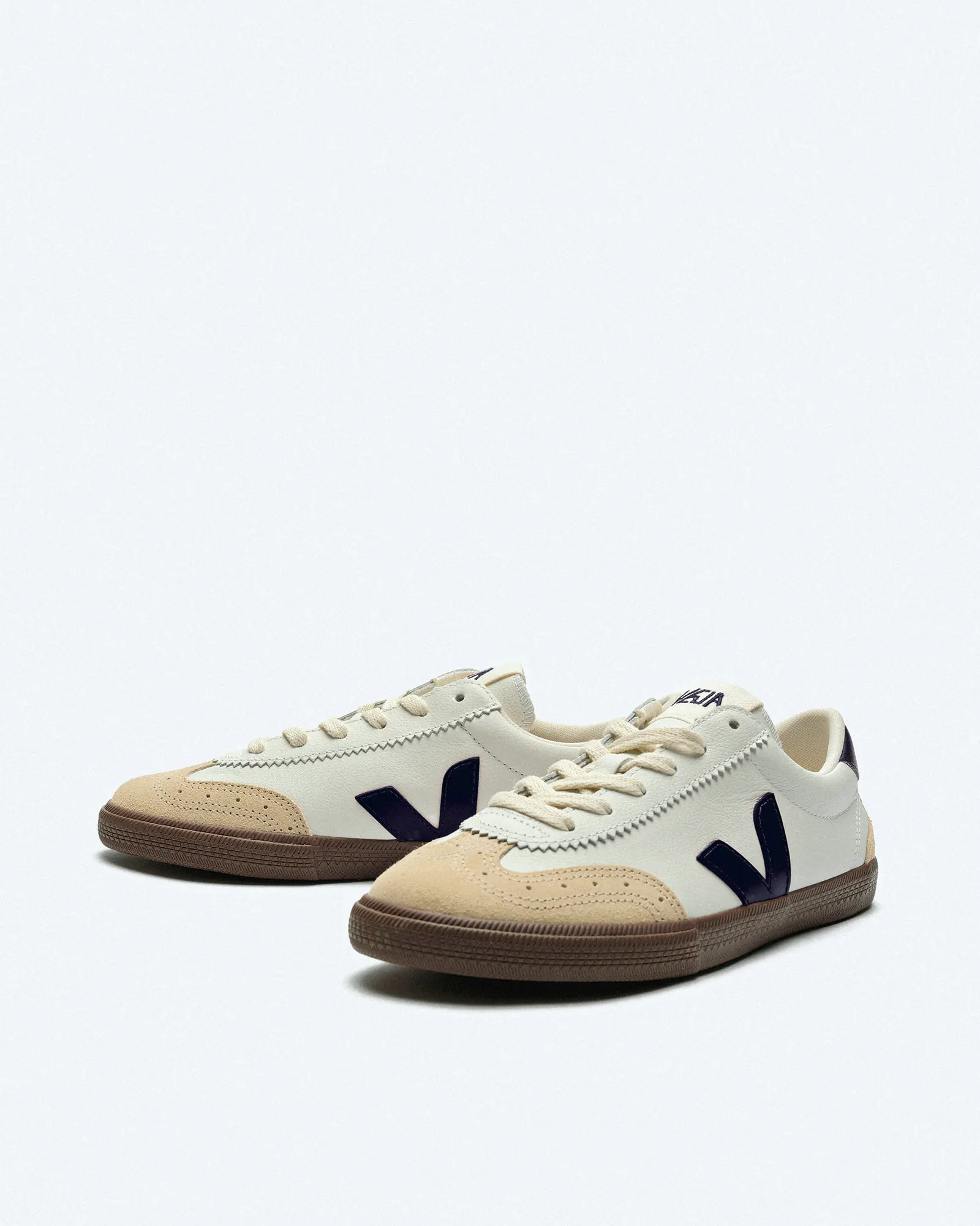 Veja Volley O.T. Leather Sneaker White Nautico Bark Veja Volley O.T. Leather Sneaker White Nautico Bark