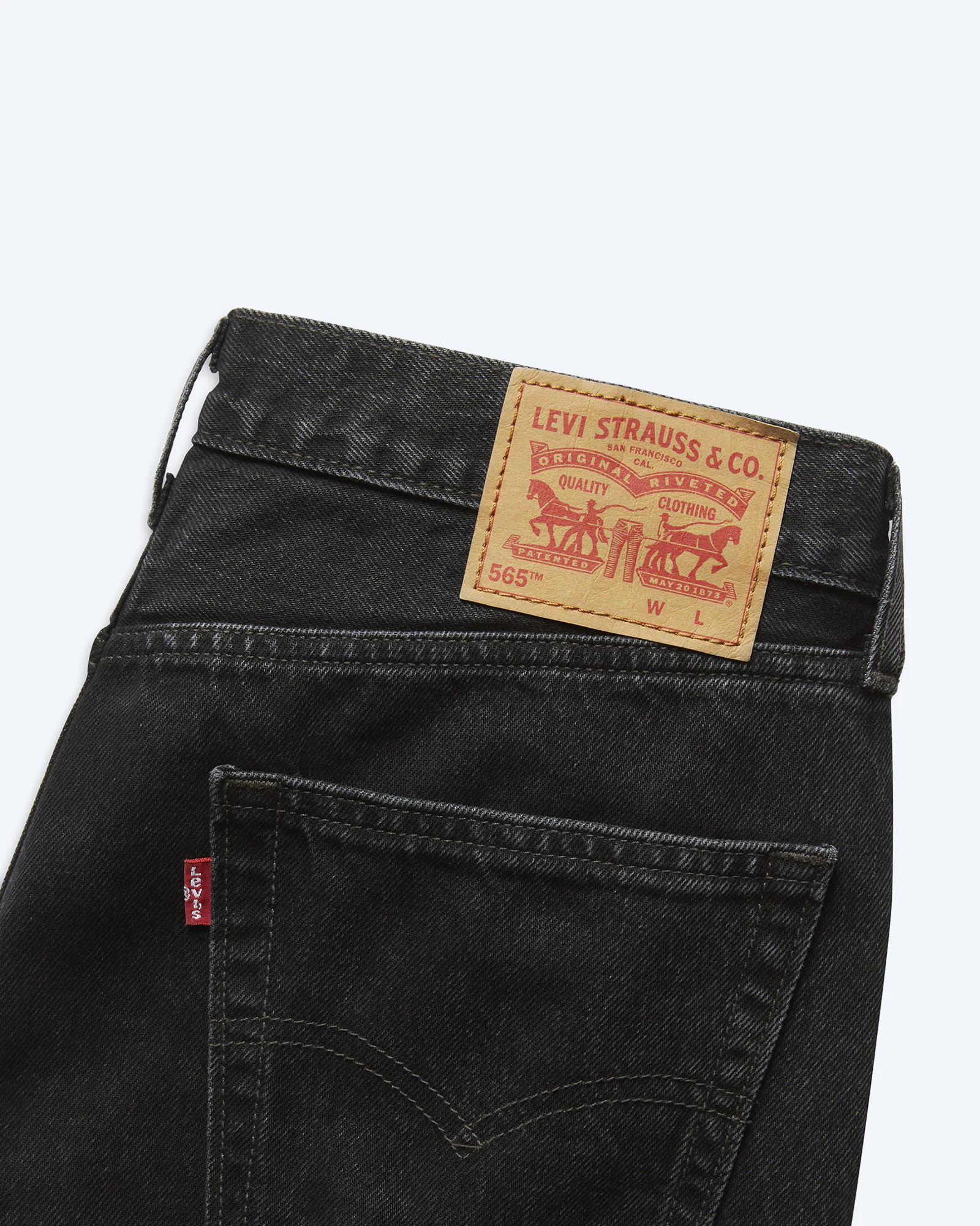 565 Loose Straight Blacks Jeans Forget Me Nots