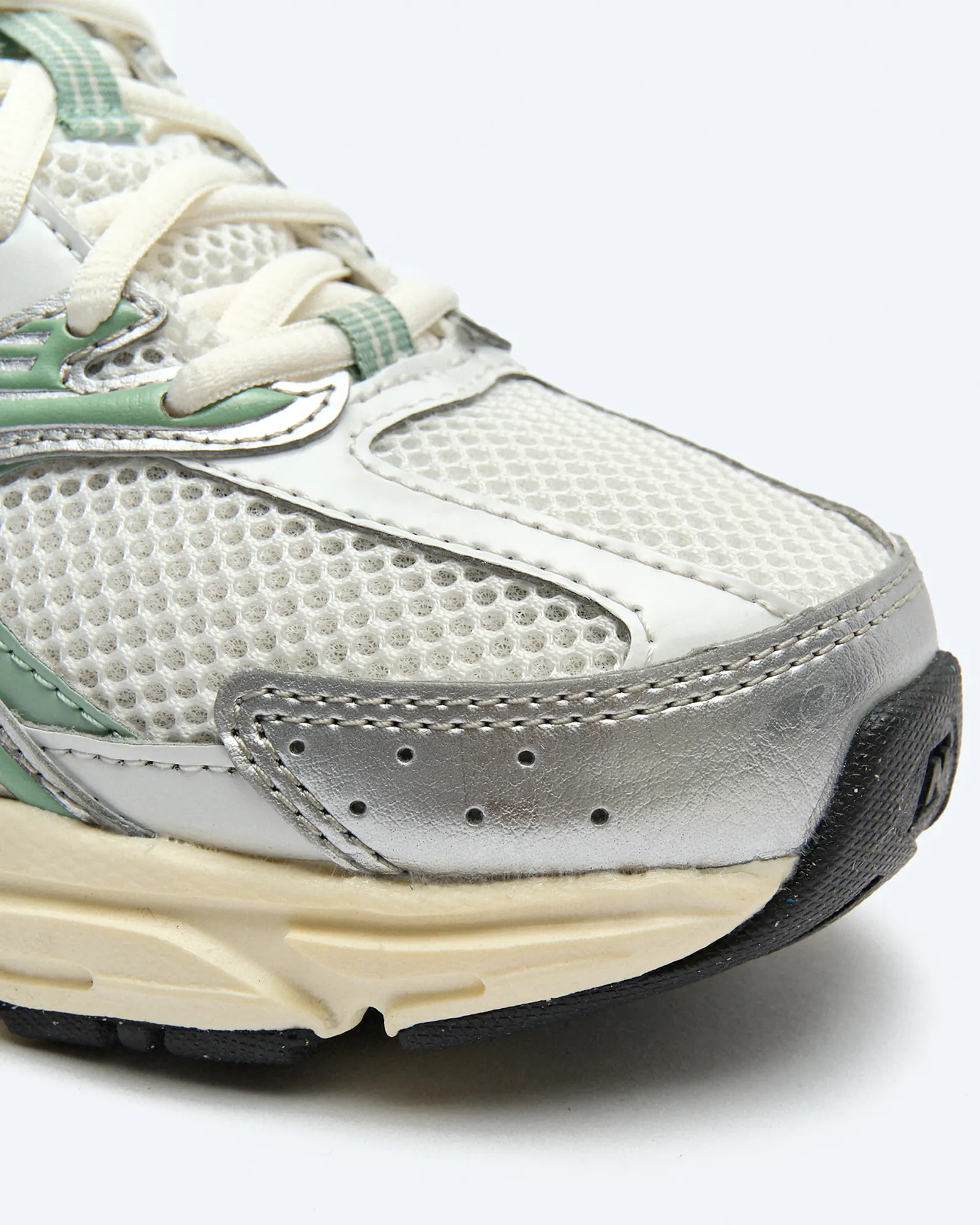 New Balance U530 SEB Sneaker Silver Metallic New Balance U530 SEB Sneaker Silver Metallic