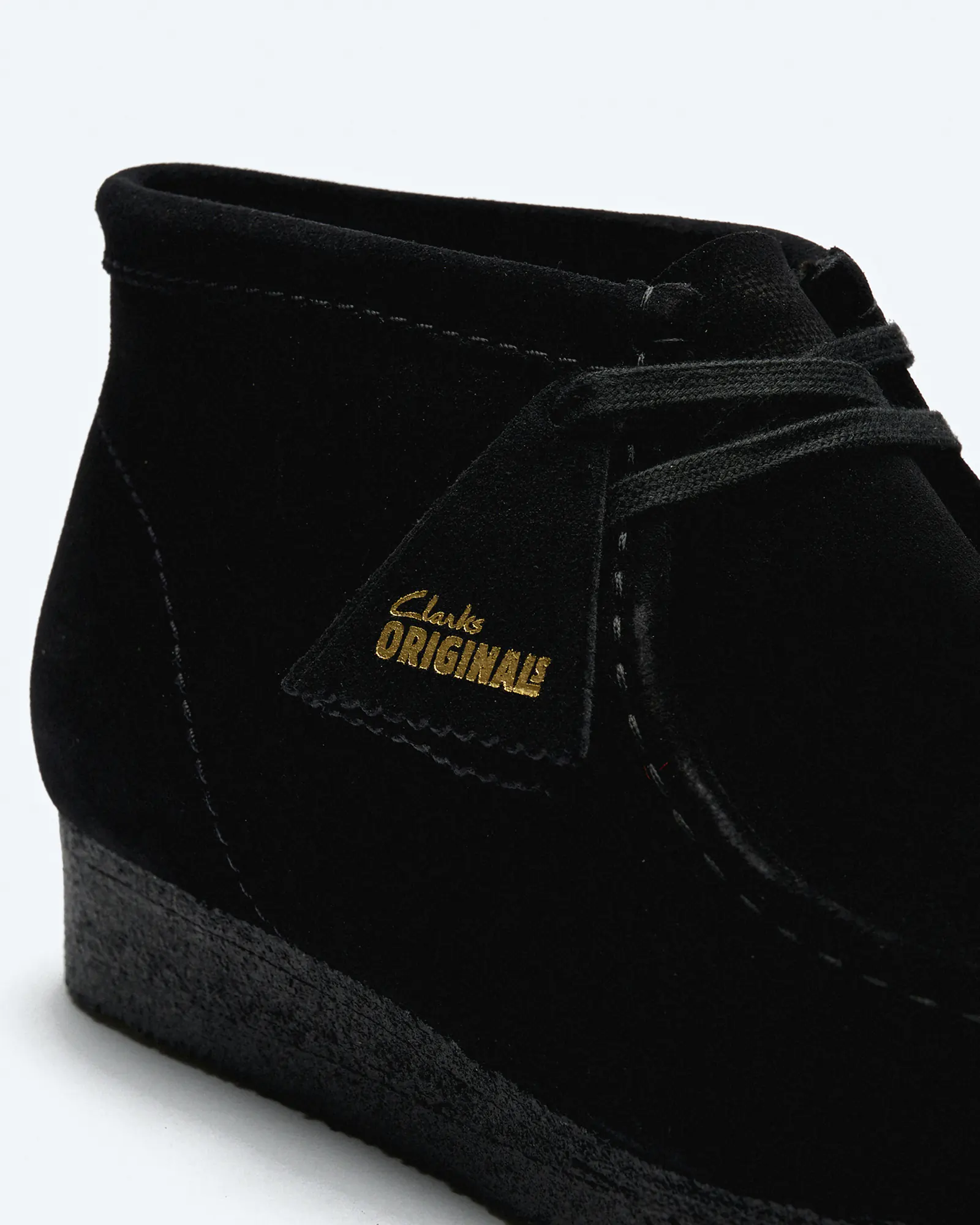 Clarks Men's Wallabee Suede Boots Black