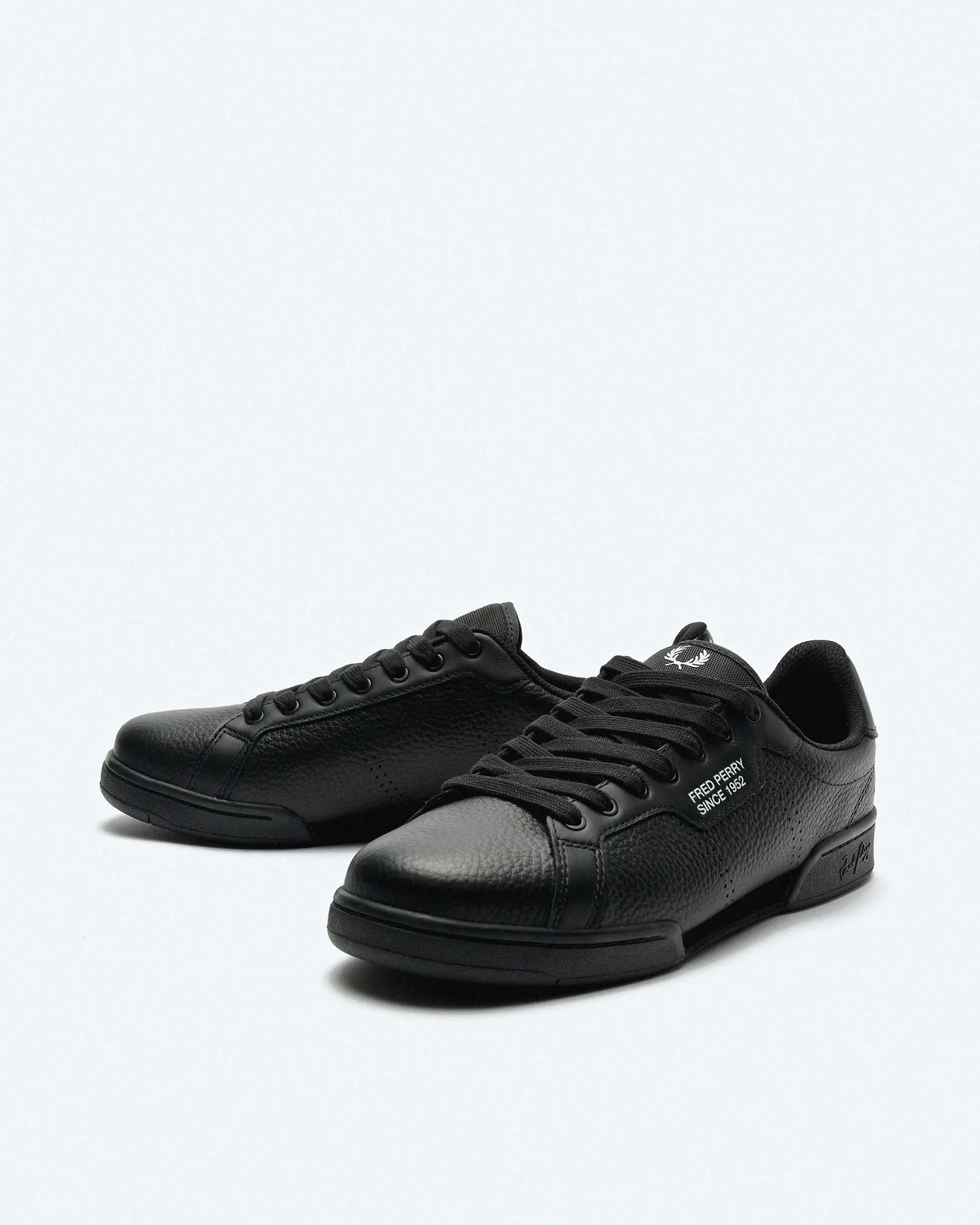 Fred Perry B722 Textured Leather Sneakers Black Fred Perry B722 Textured Leather Sneakers Black