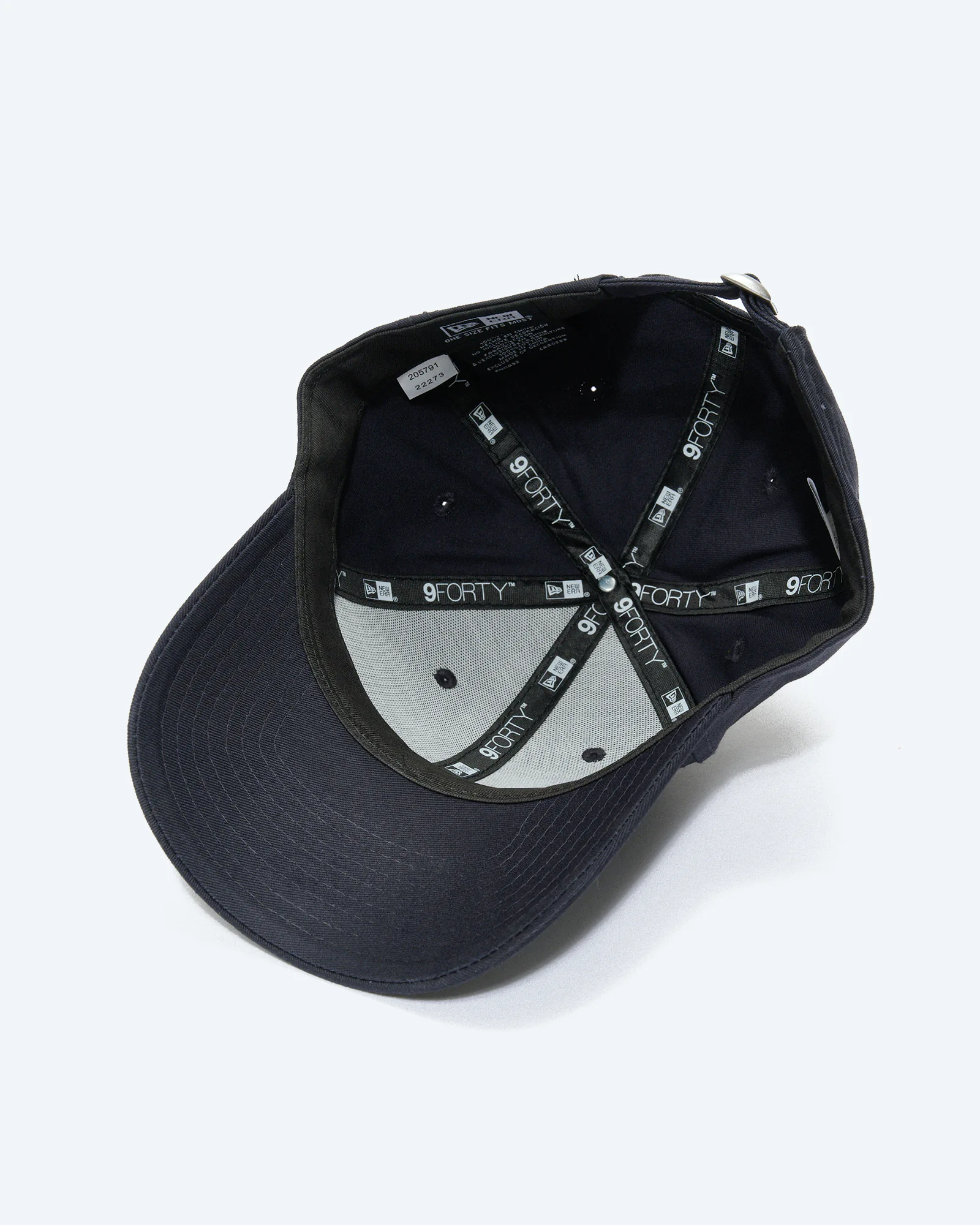 New Era Basic 9Forty Strapback Cap Navy/White New Era Basic 9Forty Strapback Cap Navy/White