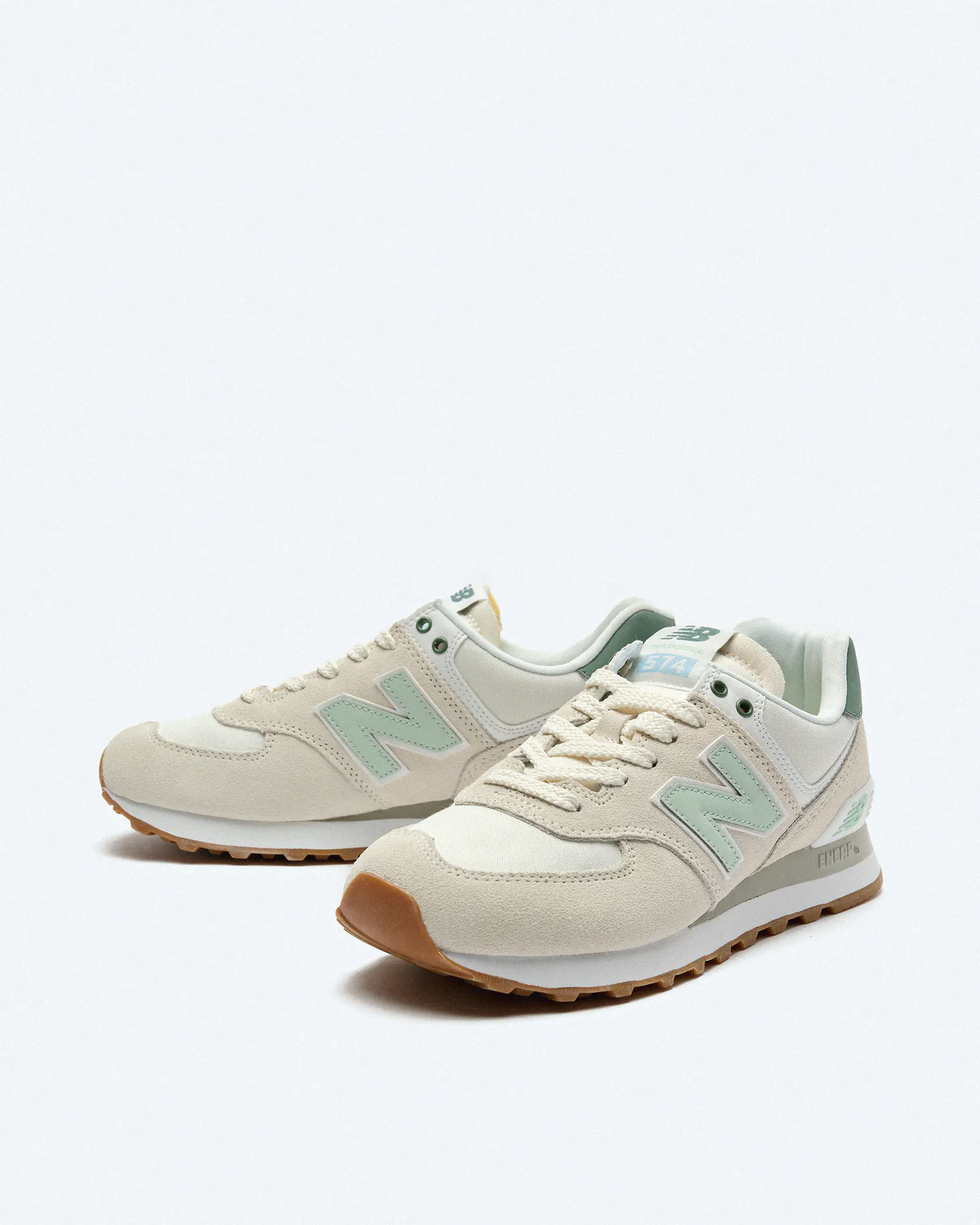 New Balance WL574 Classics Sneaker Sea Salt/Spruce New Balance WL574 Classics Sneaker Sea Salt/Spruce