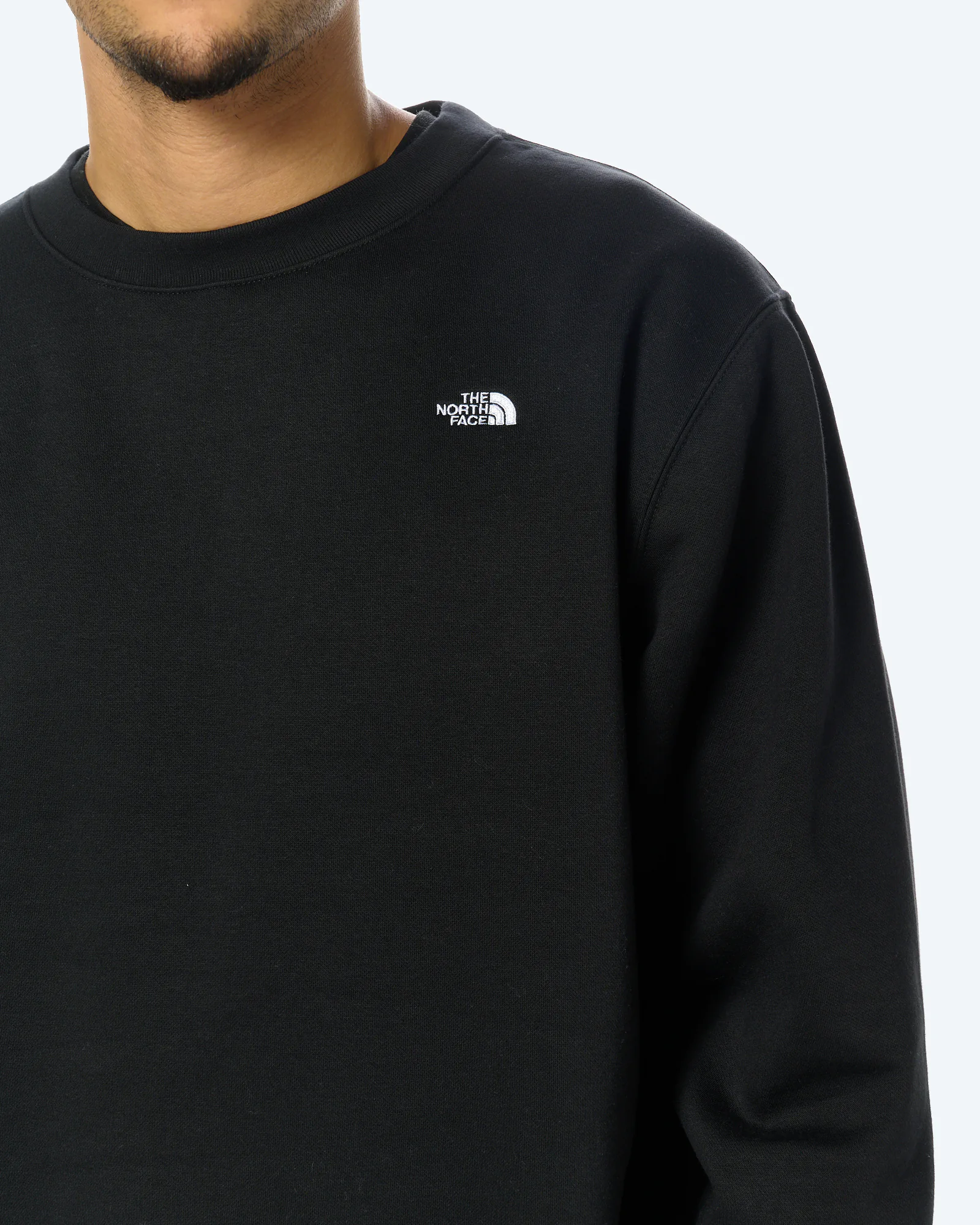 M Essential Simple Dome Relax Crew TNF Black