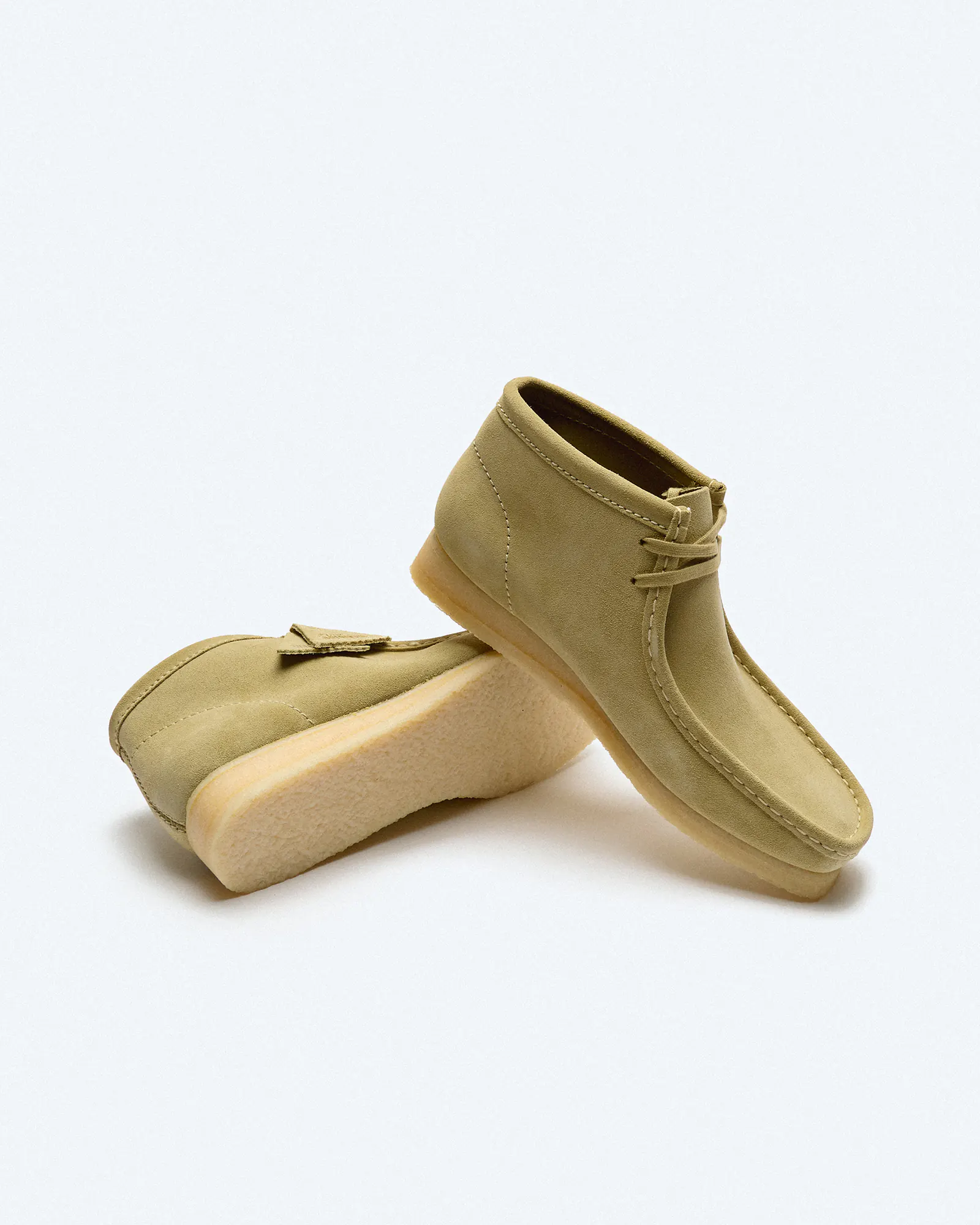 Clarks Men's Wallabee Suede Boots Maple