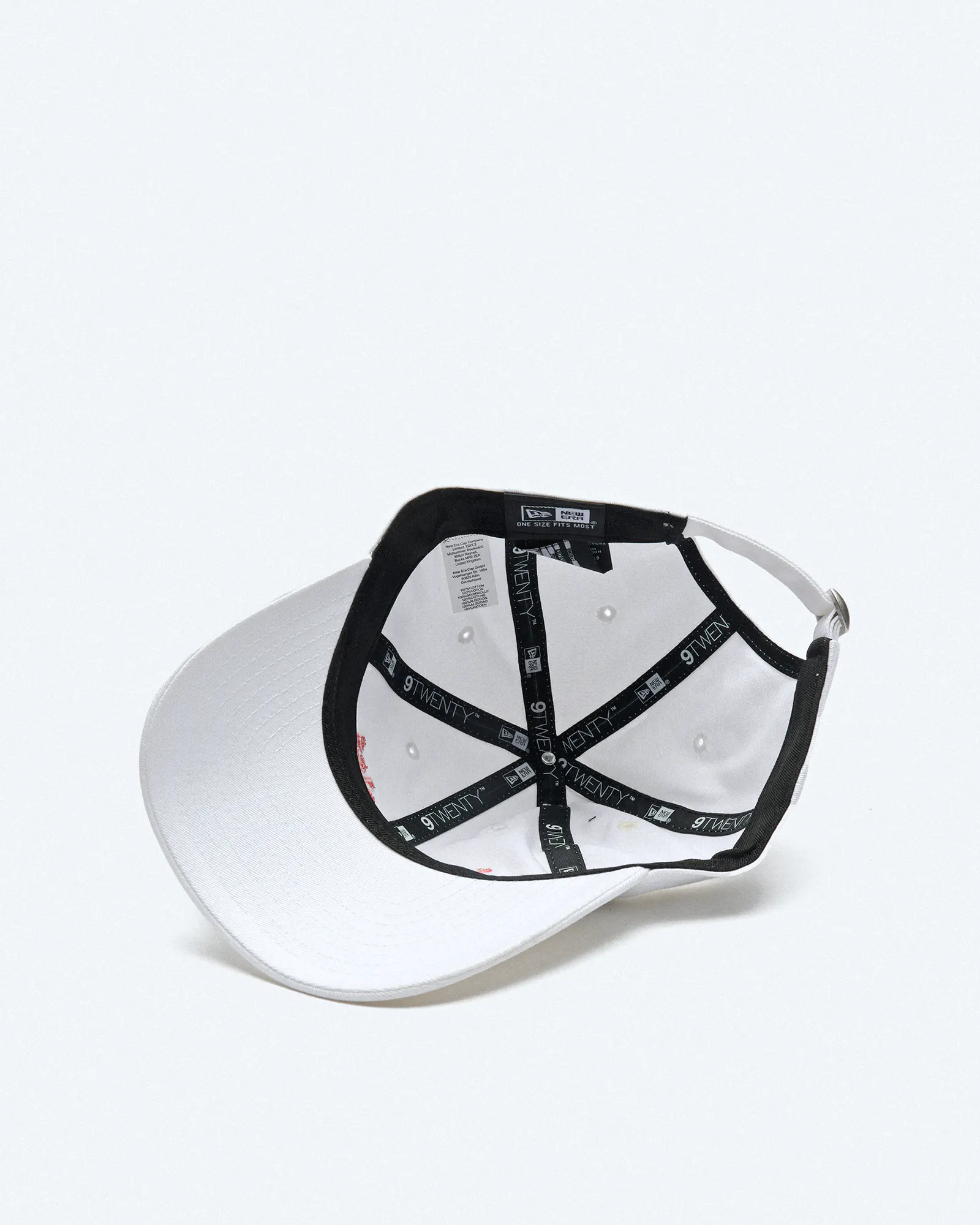 Black and white dad hat shop