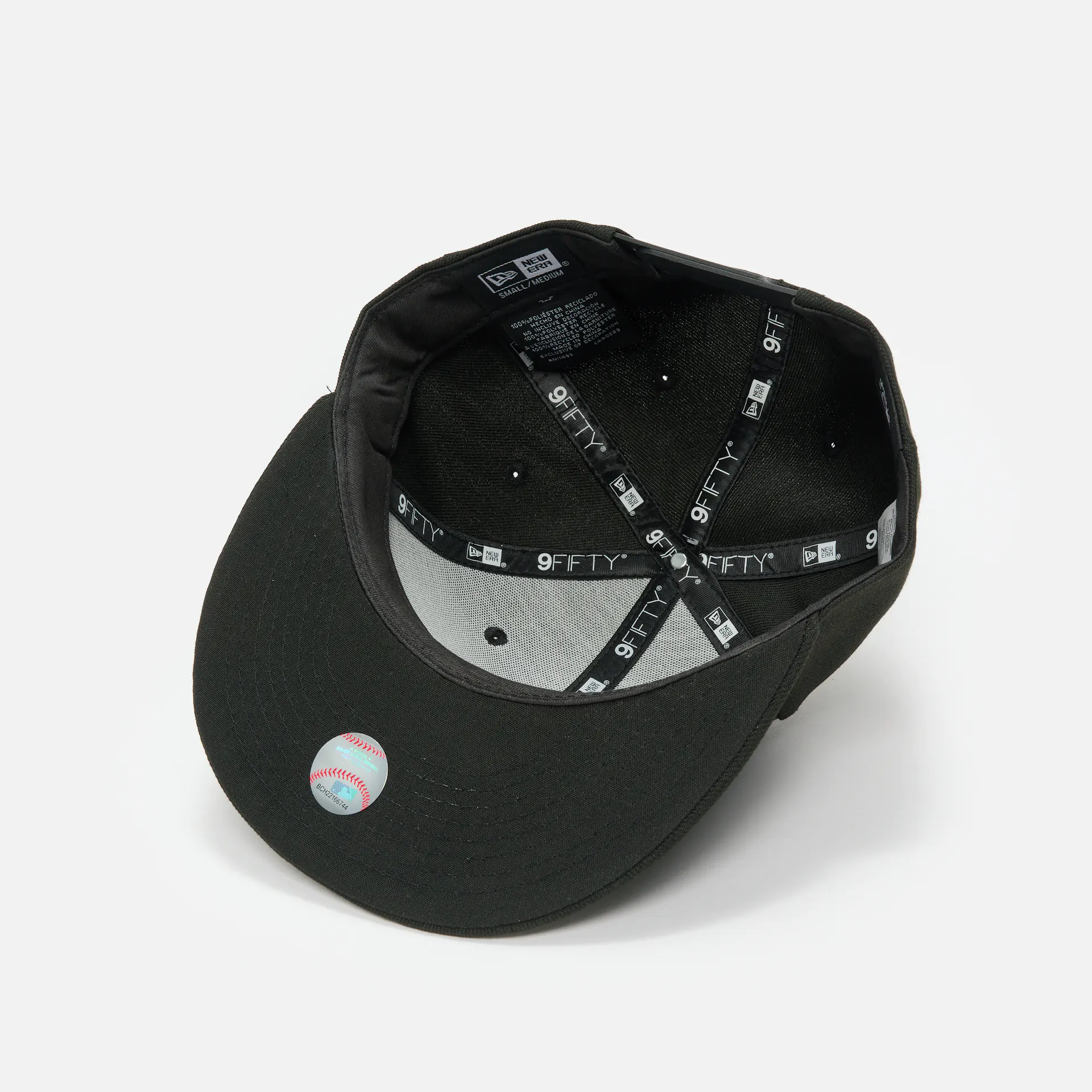 New Era MLB NY Yankees Repreve 9Fifty Snapback Cap Black/Graphite