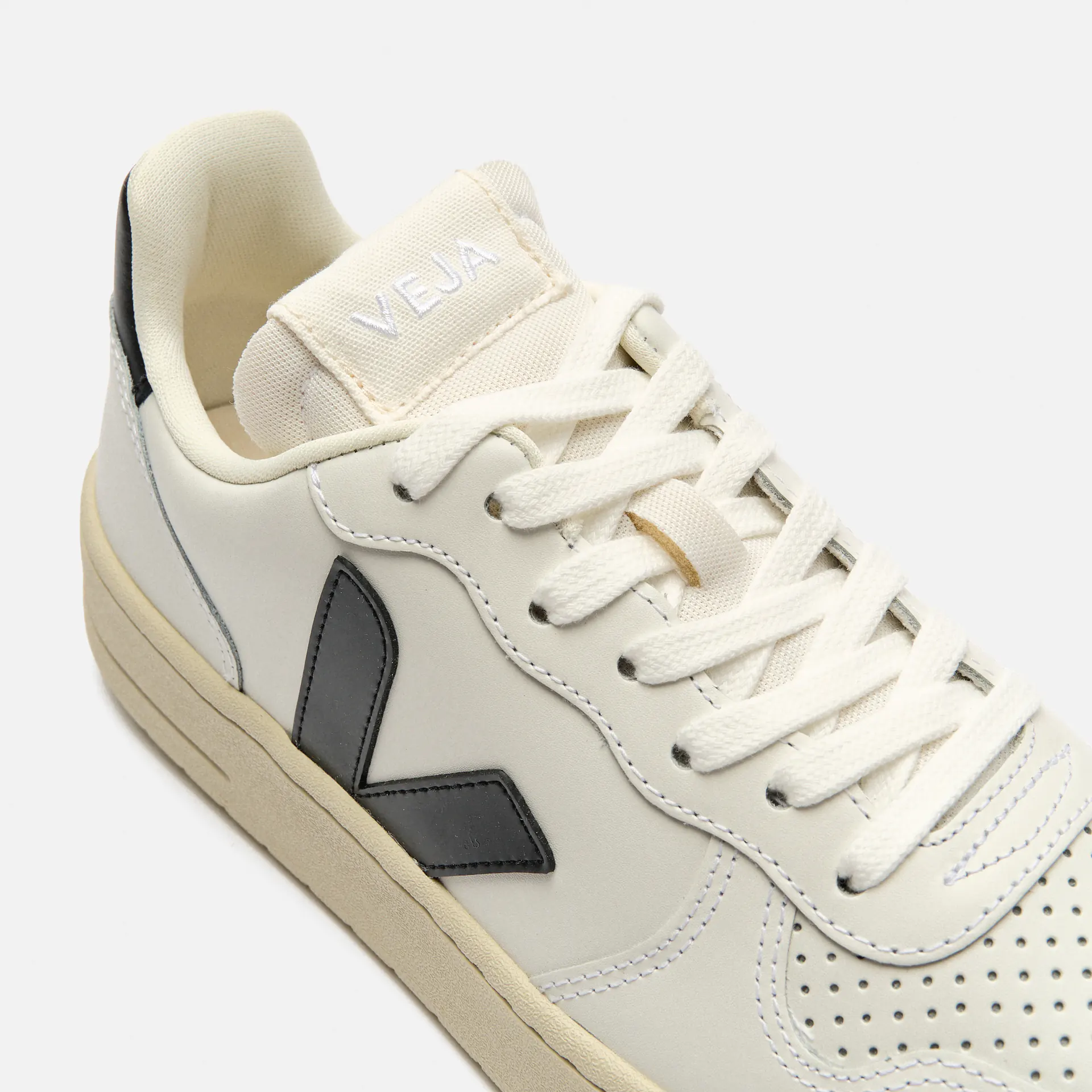 Veja Women V-10 Prime Leather Sneaker Extra-White/Black