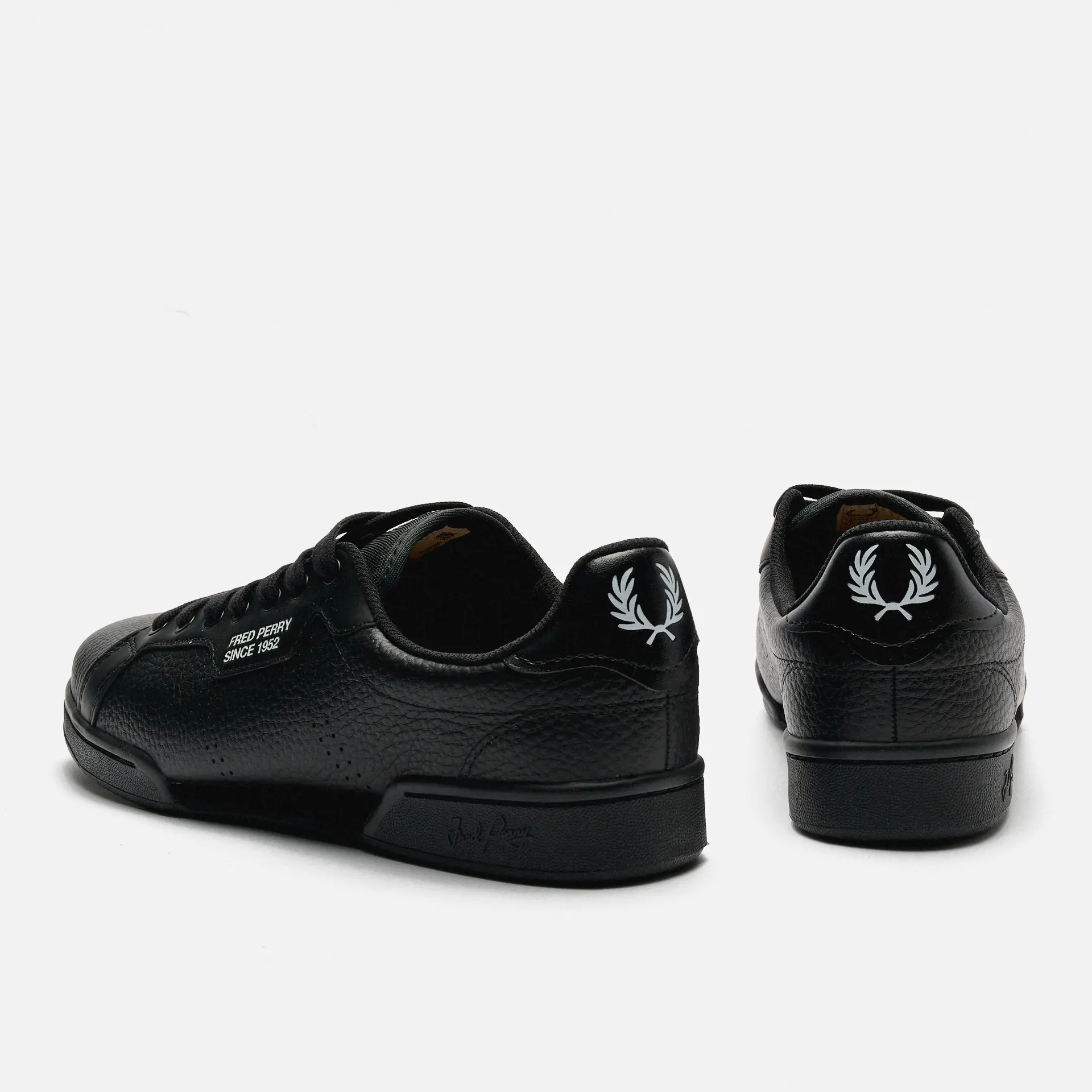 Fred Perry B722 Textured Leather Sneakers Black