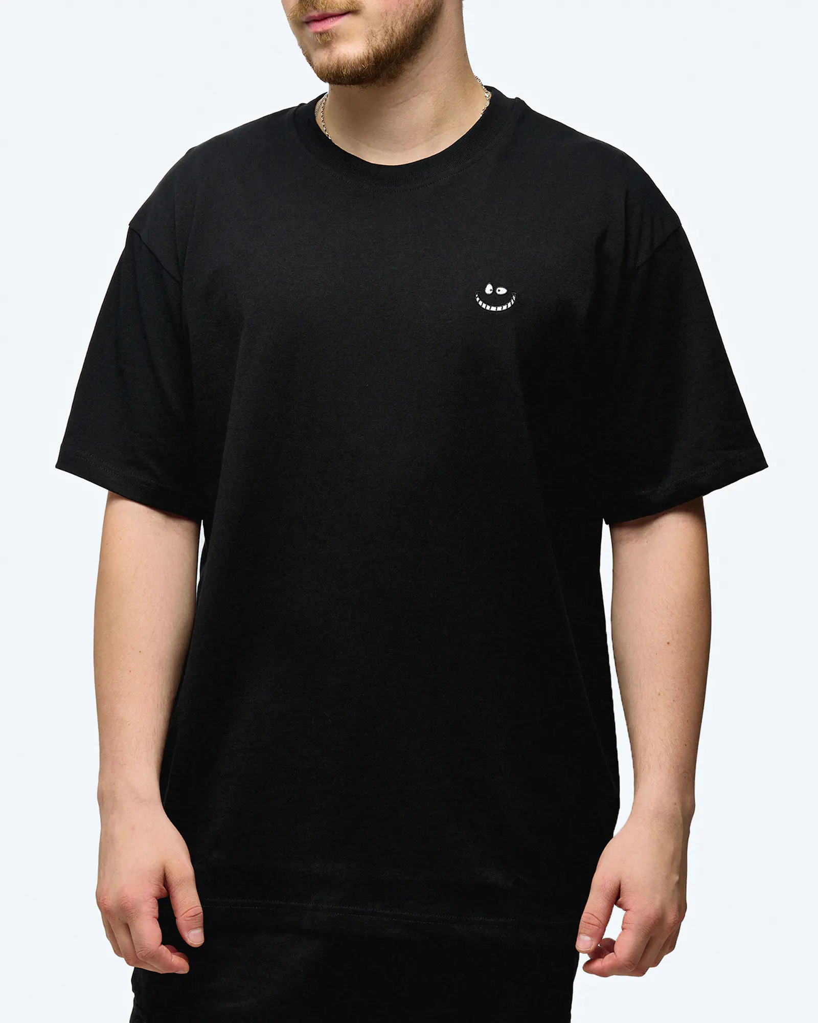 Iriedaily Grin Cat Embroidered T-Shirt Black Iriedaily Grin Cat Embroidered T-Shirt Black