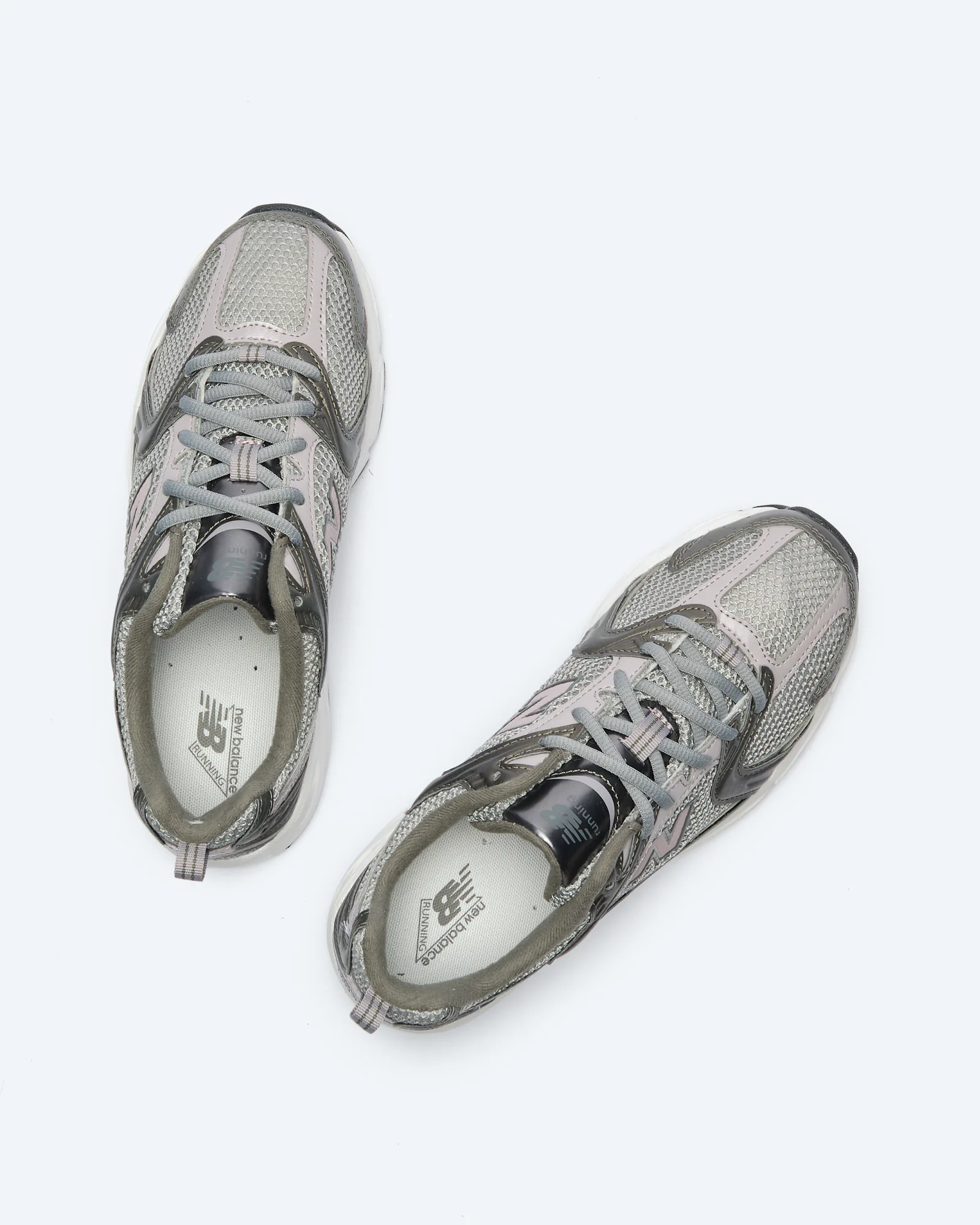 530 Sneaker Black Metallic