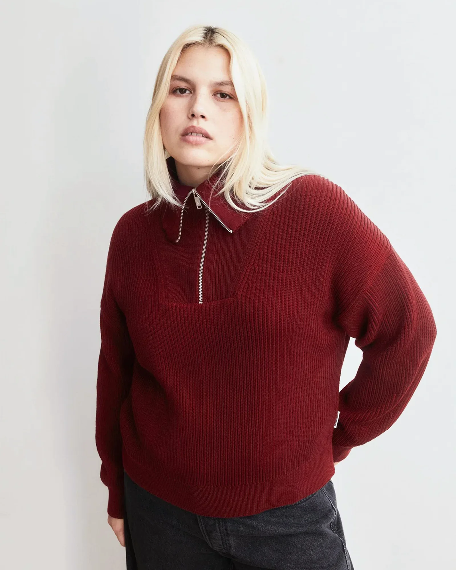 VANISÉ RIB KNIT TROYER velvet red-light velvet red