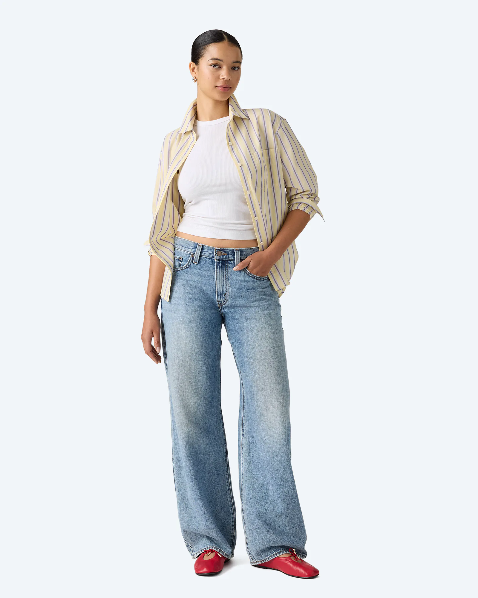 Middy Balloon Med Indigo Worn in Jeans Twisted Vibe