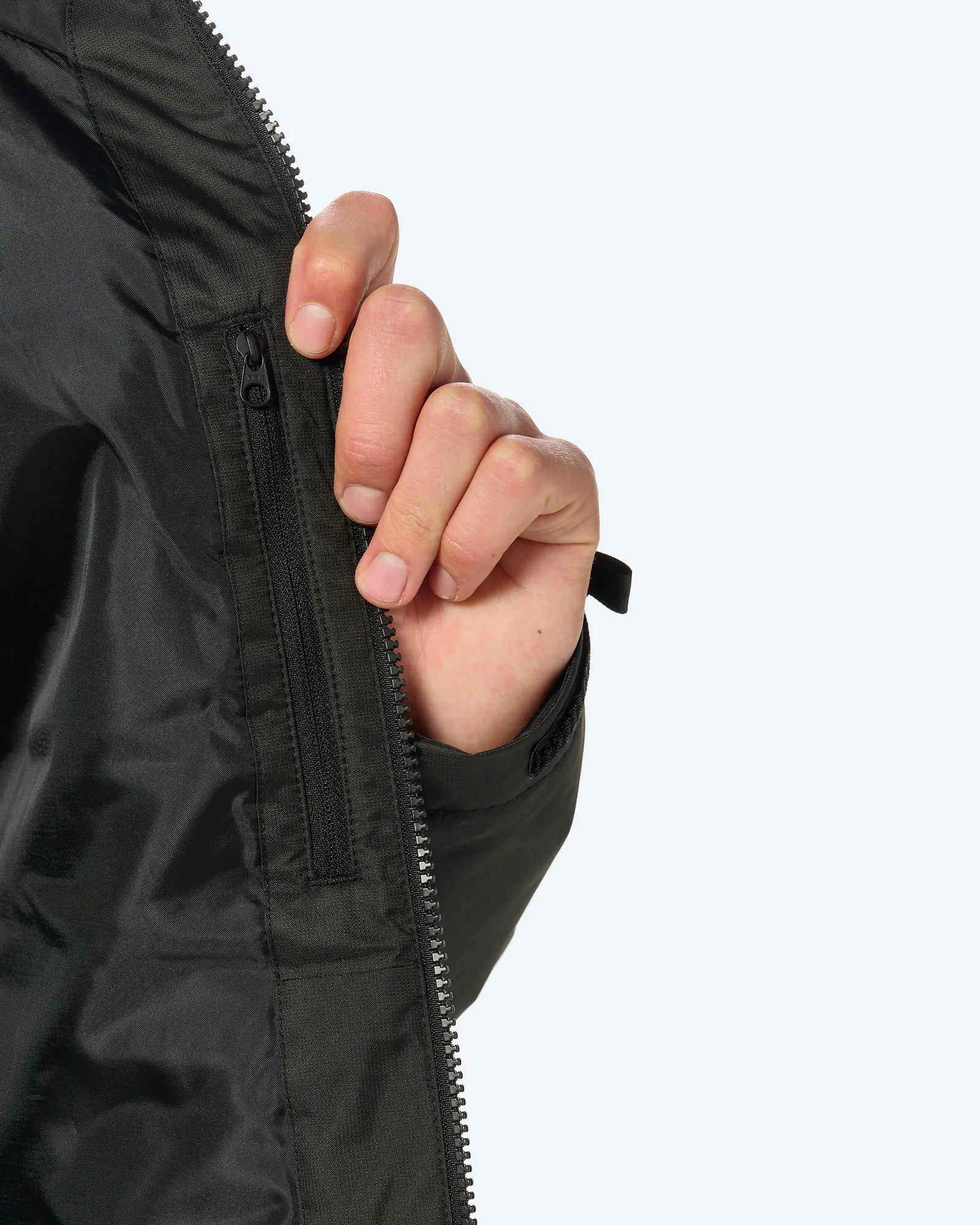 M Millerton Insulated Jacket TNF Black-NPF