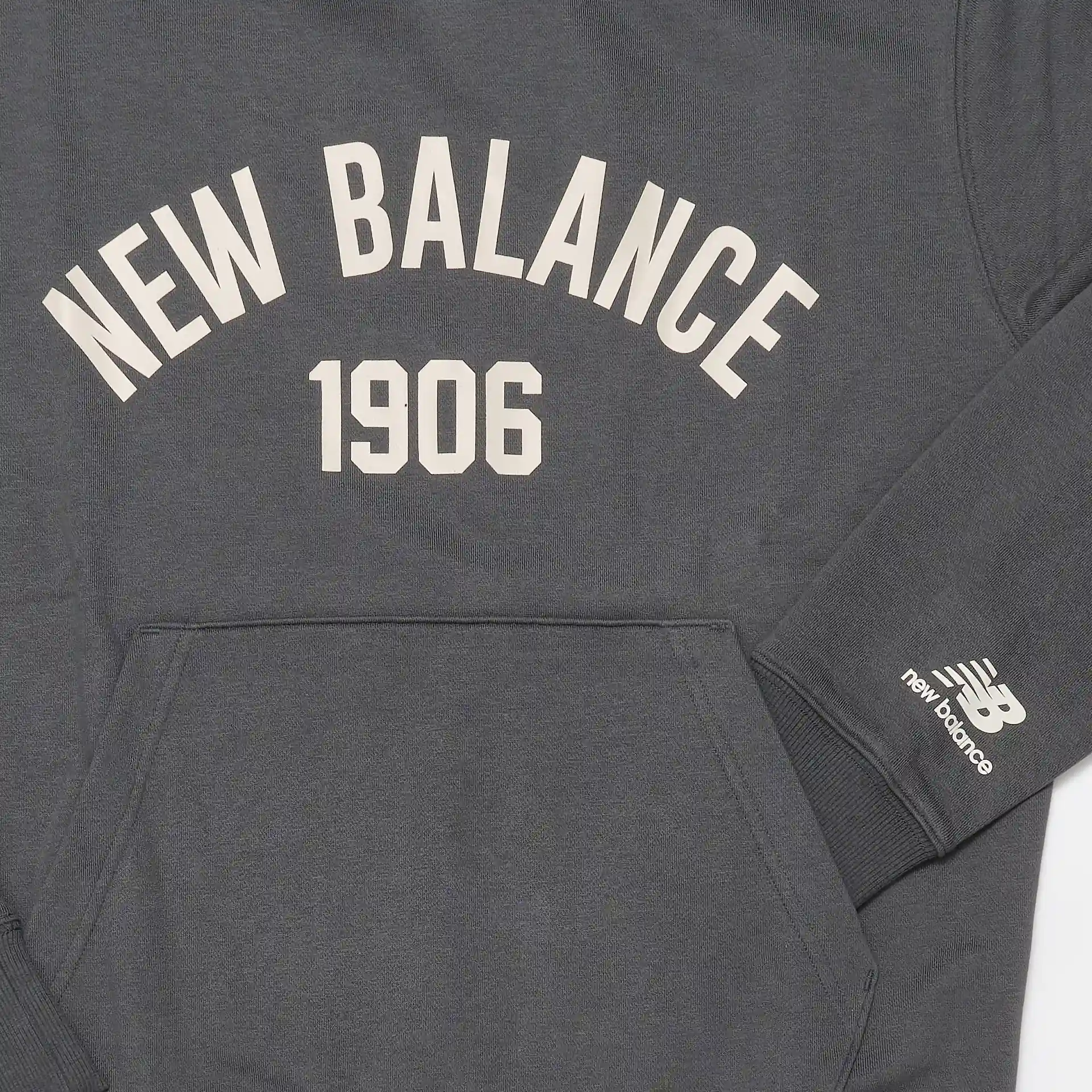 New Balance Essential Fleece Hoodie Washed Black