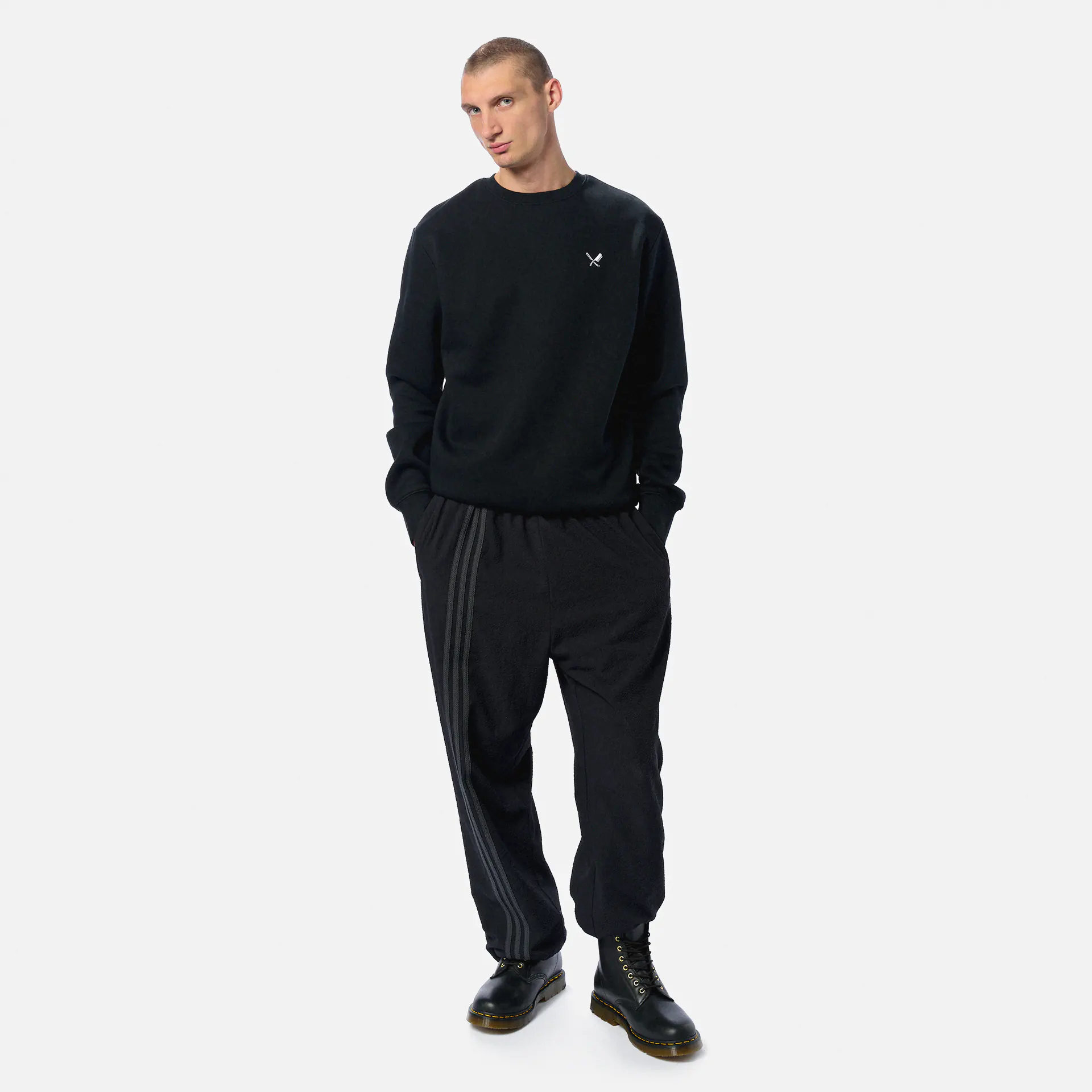 Distorted People Classic Crew Neck Sweatshirt Black