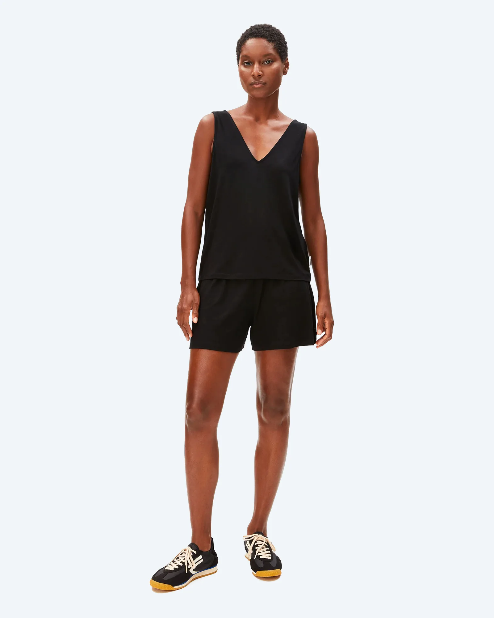 ARMEDANGELS V-NECK JERSEY TOP Black