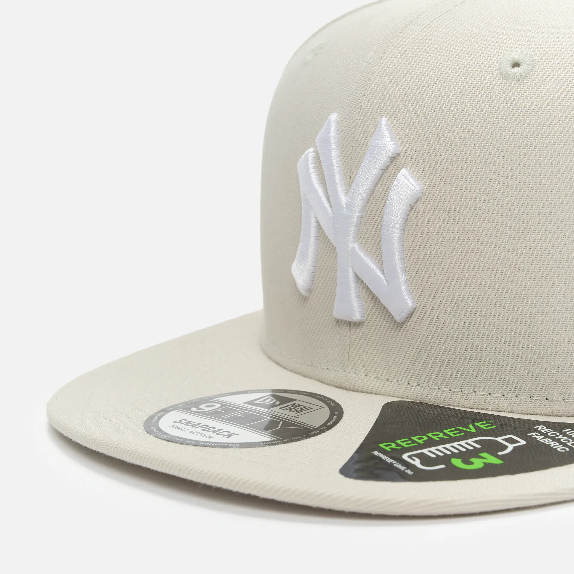 New Era MLB NY Yankees Repreve 9Fifty Snapback Cap Stone/White