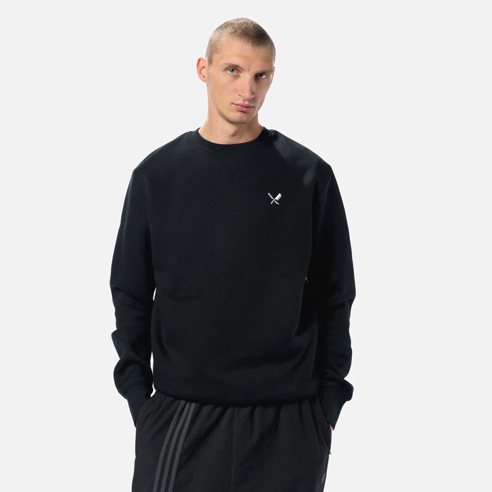 Distorted People Classic Crew Neck Sweatshirt Black