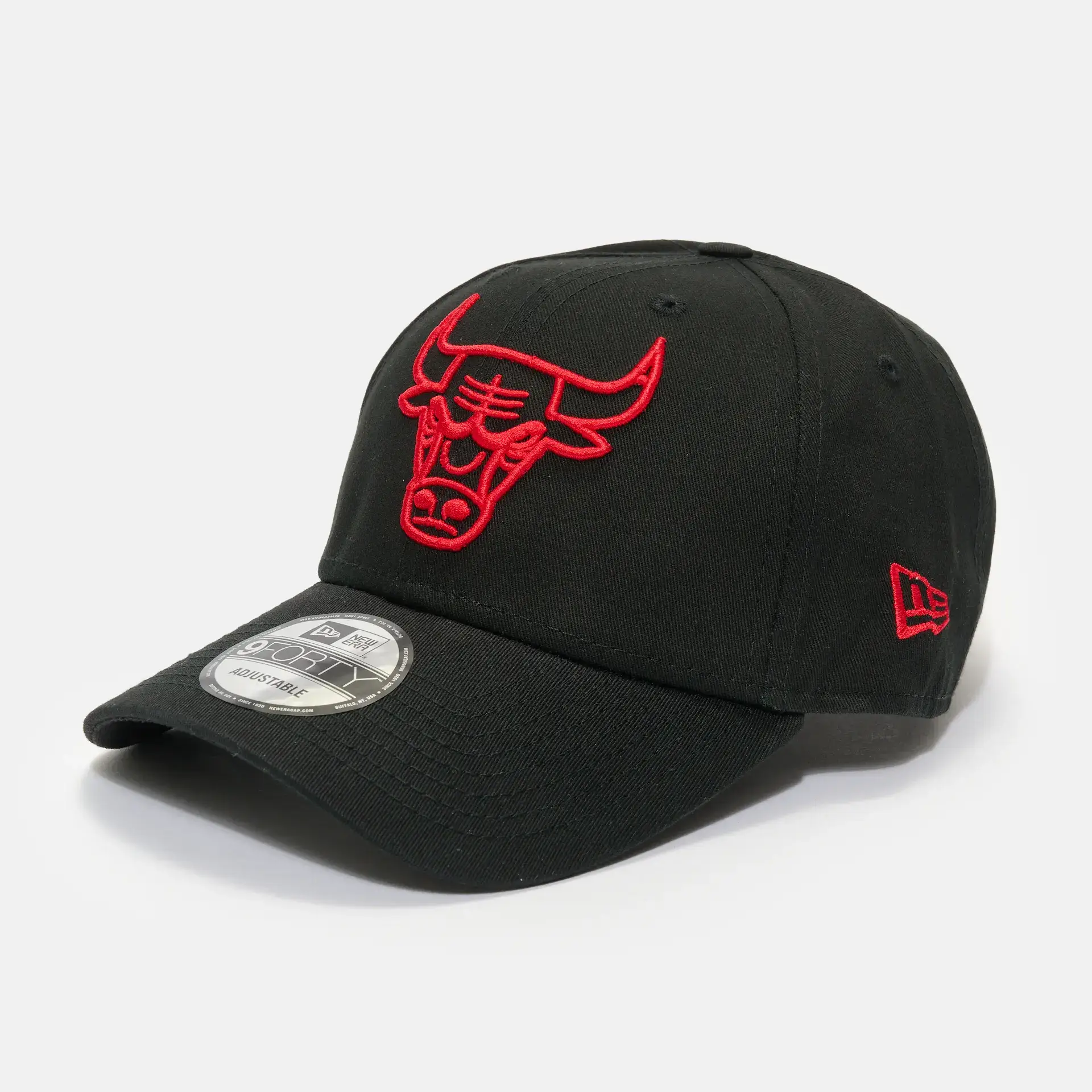 New Era NBA Chicago Bulls Neon Outline 9Forty Strapback Cap Black/Red