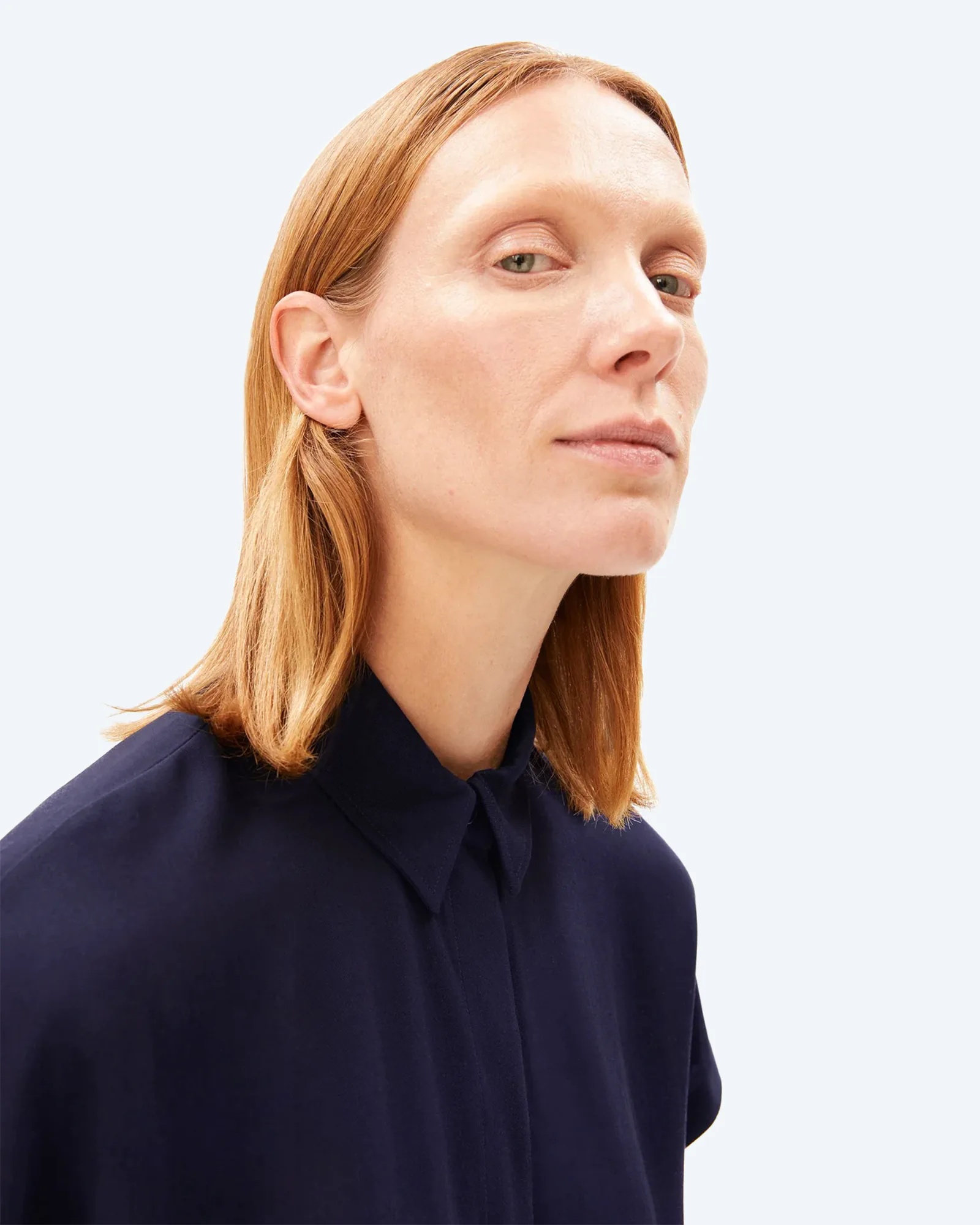 LARISAANA BLOUSE Tinted Navy