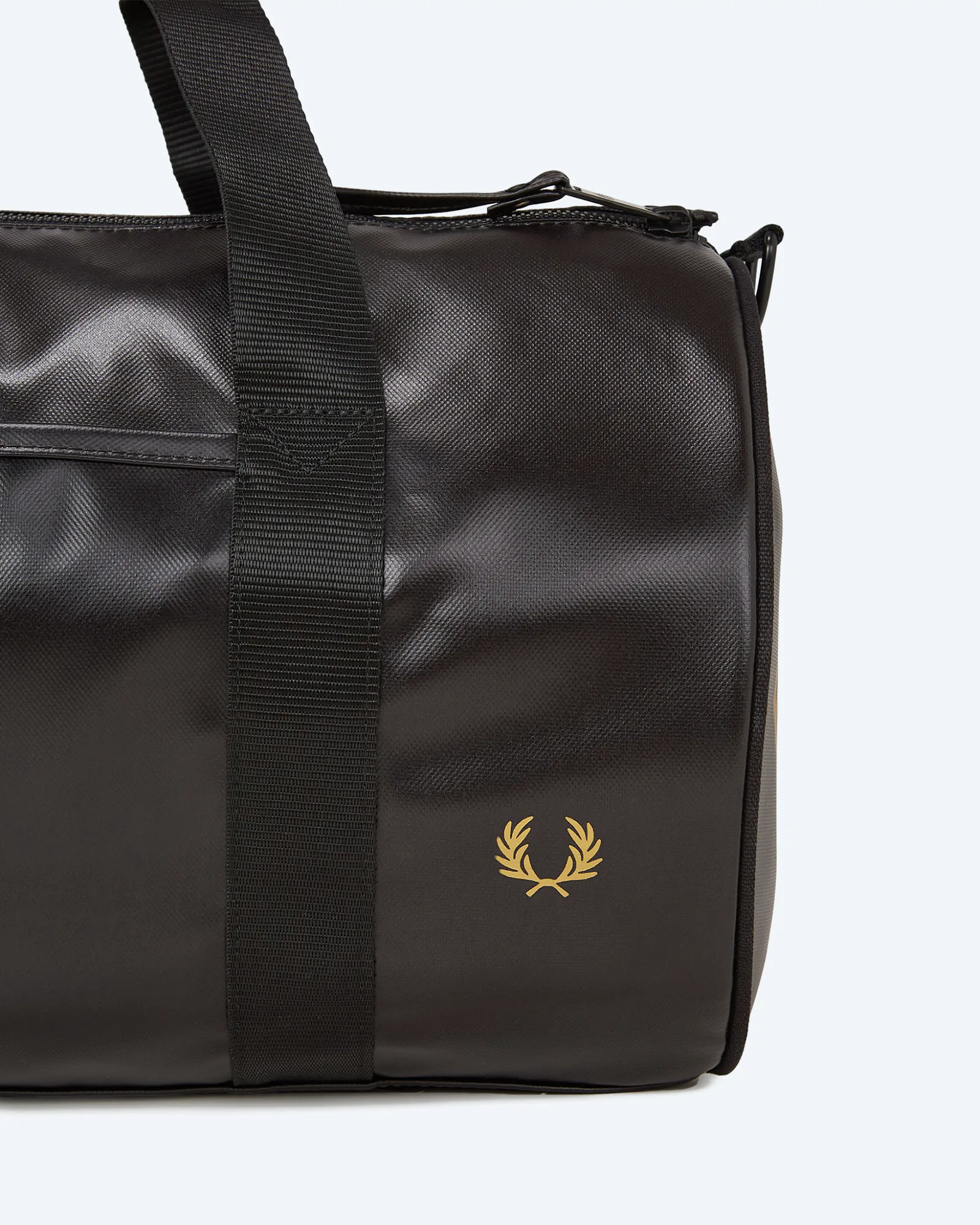 Fred Perry Tonal PU Barrel Bag Black/Gold