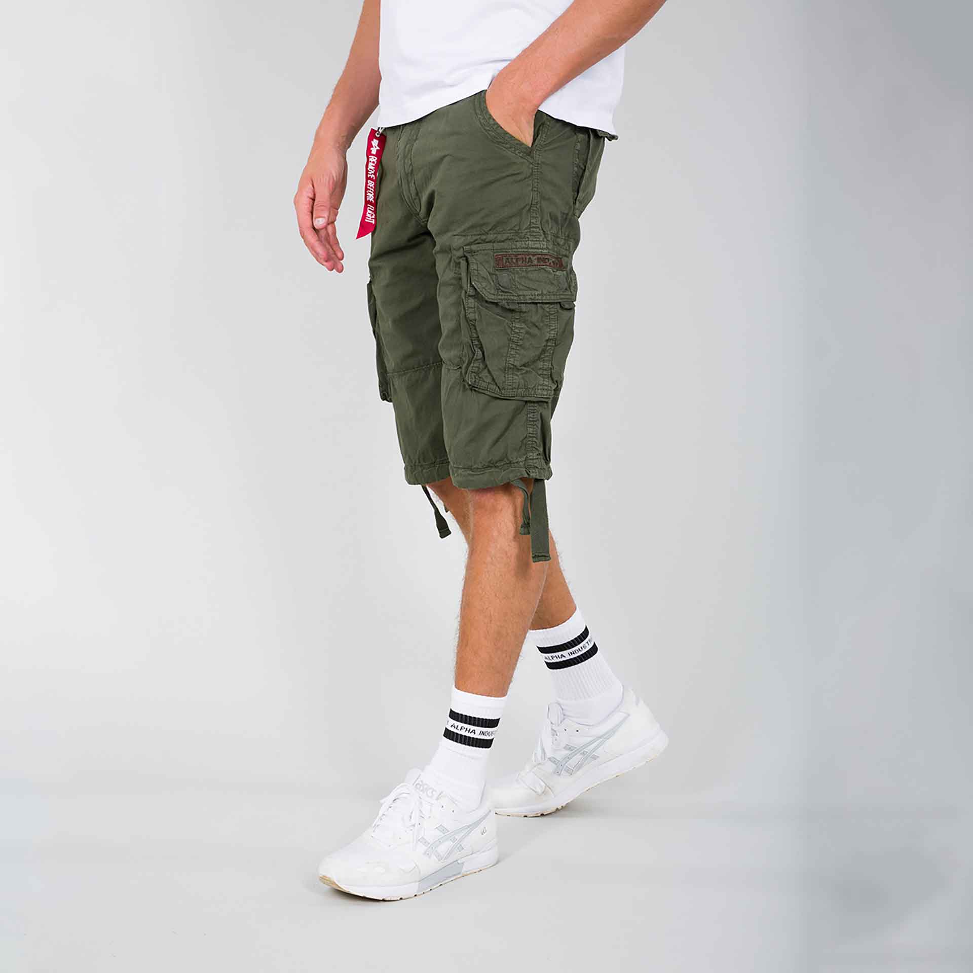 Alpha Industries Jet Cargo Short Dark Olive