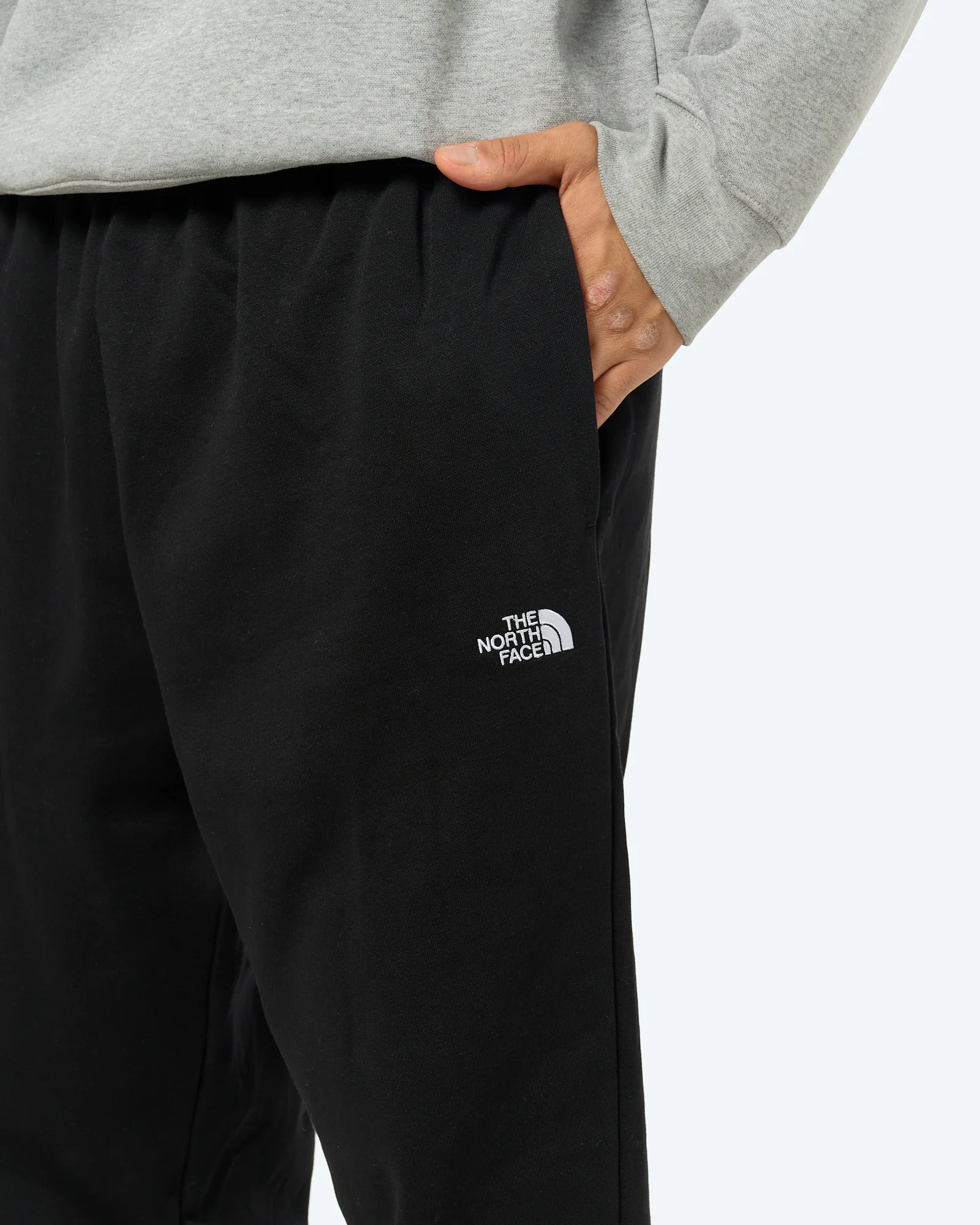 M Evo Simple Dome Regular Jogger Pants TNF Black