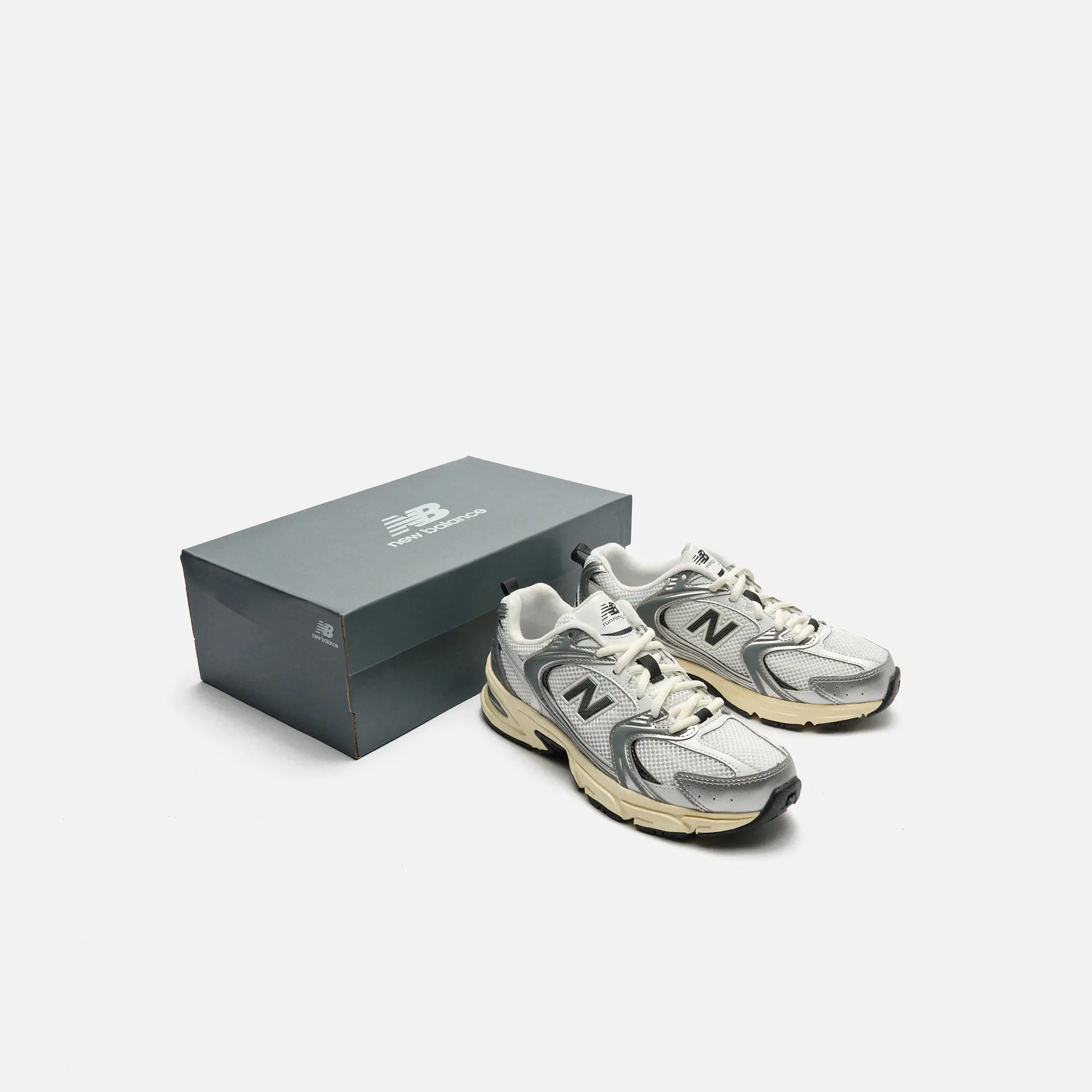 New Balance U530 ESA Sneaker Silver Metallic