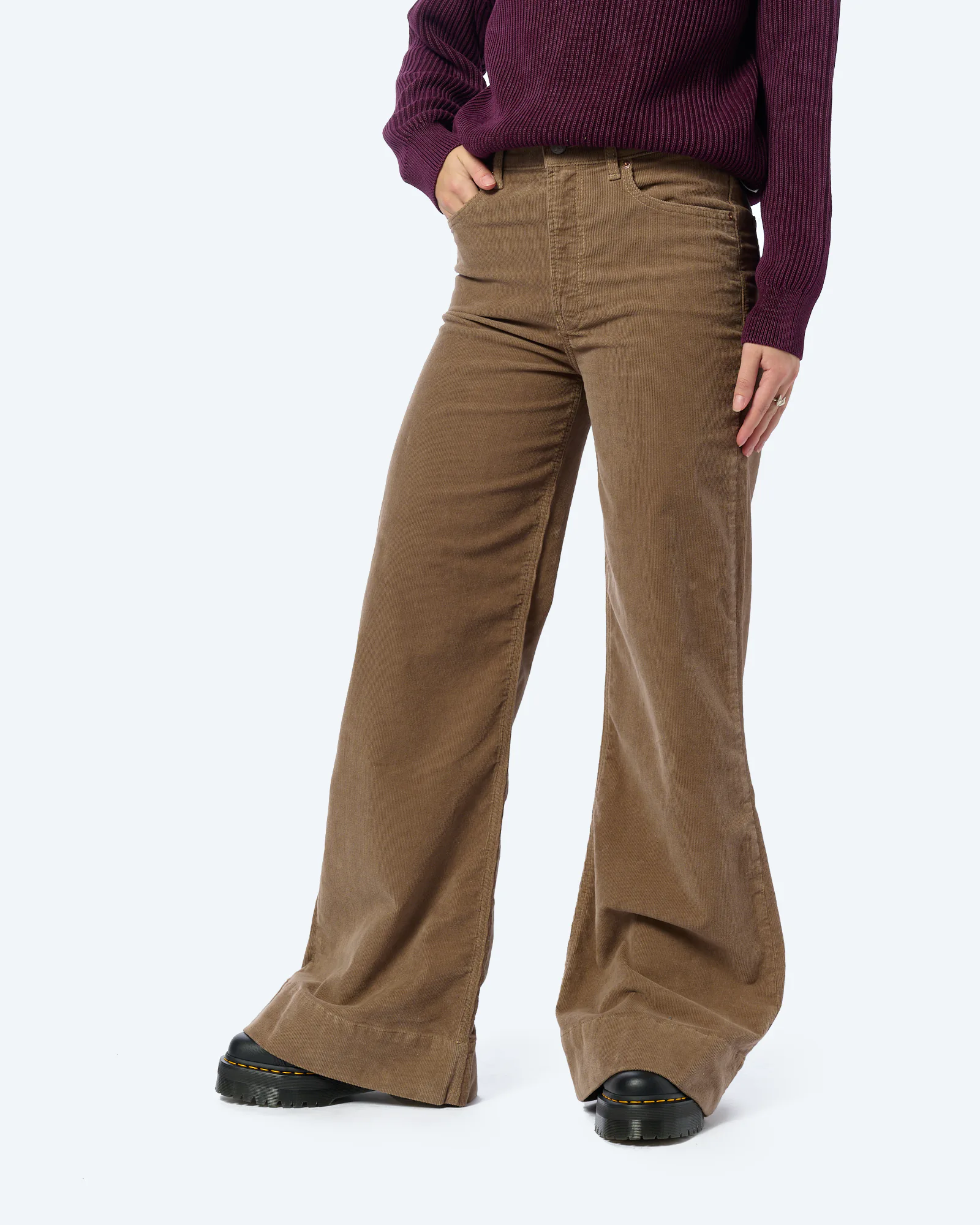 ARMEDANGELS MURLIAA CORDUROY Pants Walnut Cream