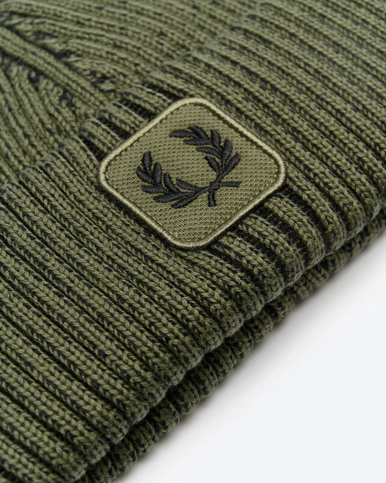 Fred Perry Cotton Ribbed Beanie Laurel Wreath Green / Black