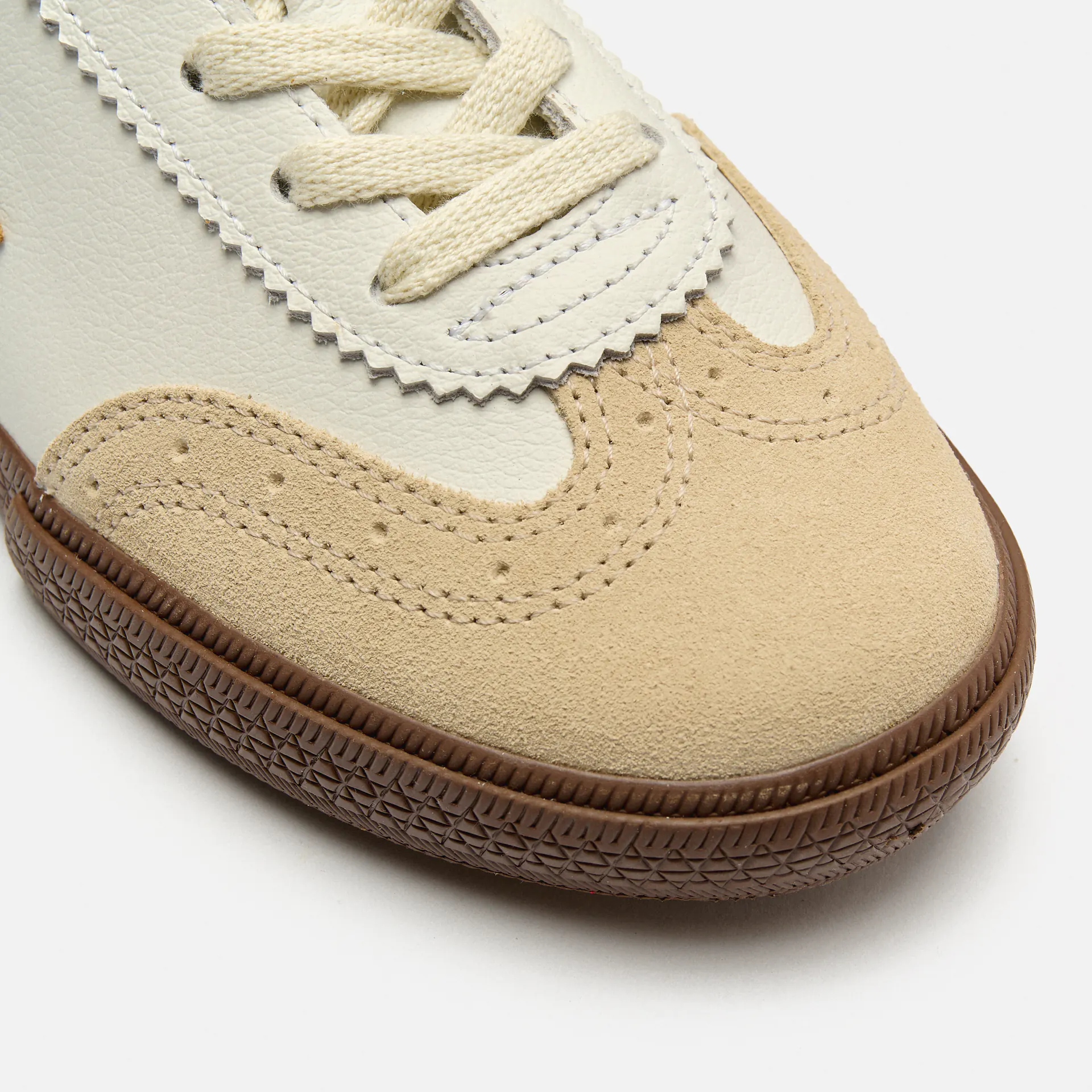 Veja Volley O.T. Leather Sneaker White Tent Bark