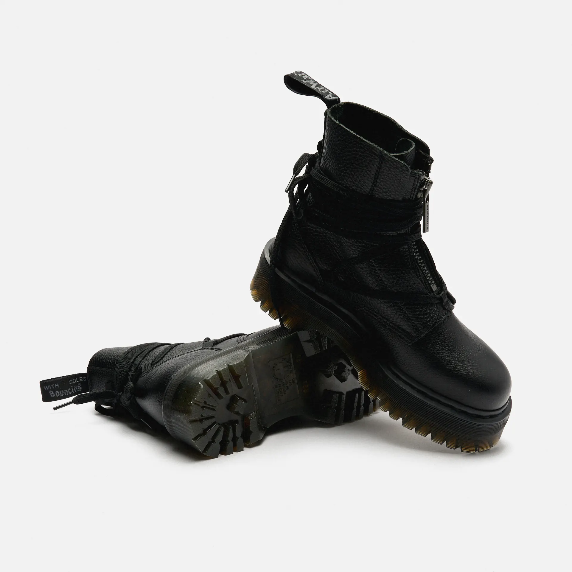 Dr. Martens Jarrick II Pisa Boots Black