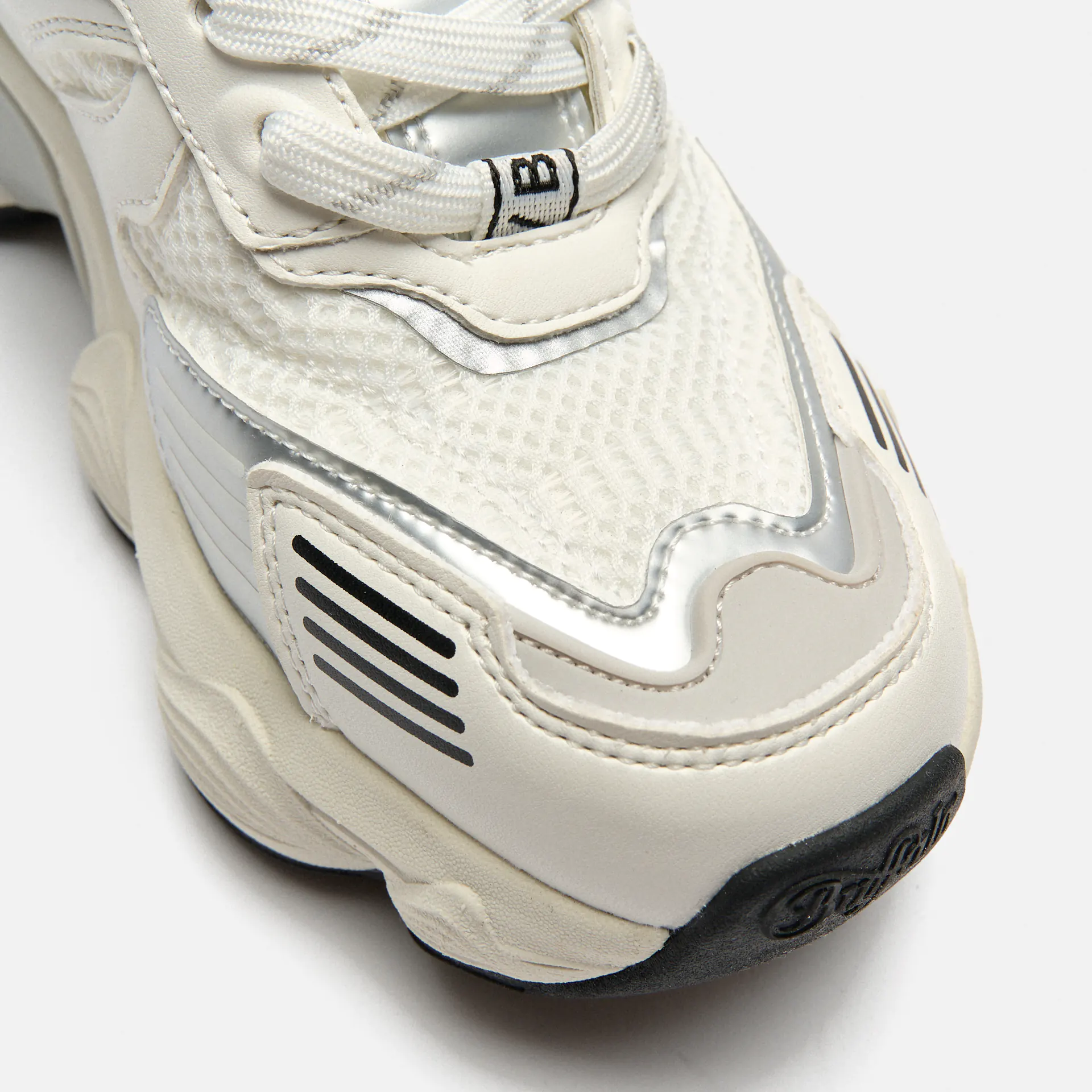 Buffalo Truck Vegan Nappa/Mesh Sneaker White/Silver