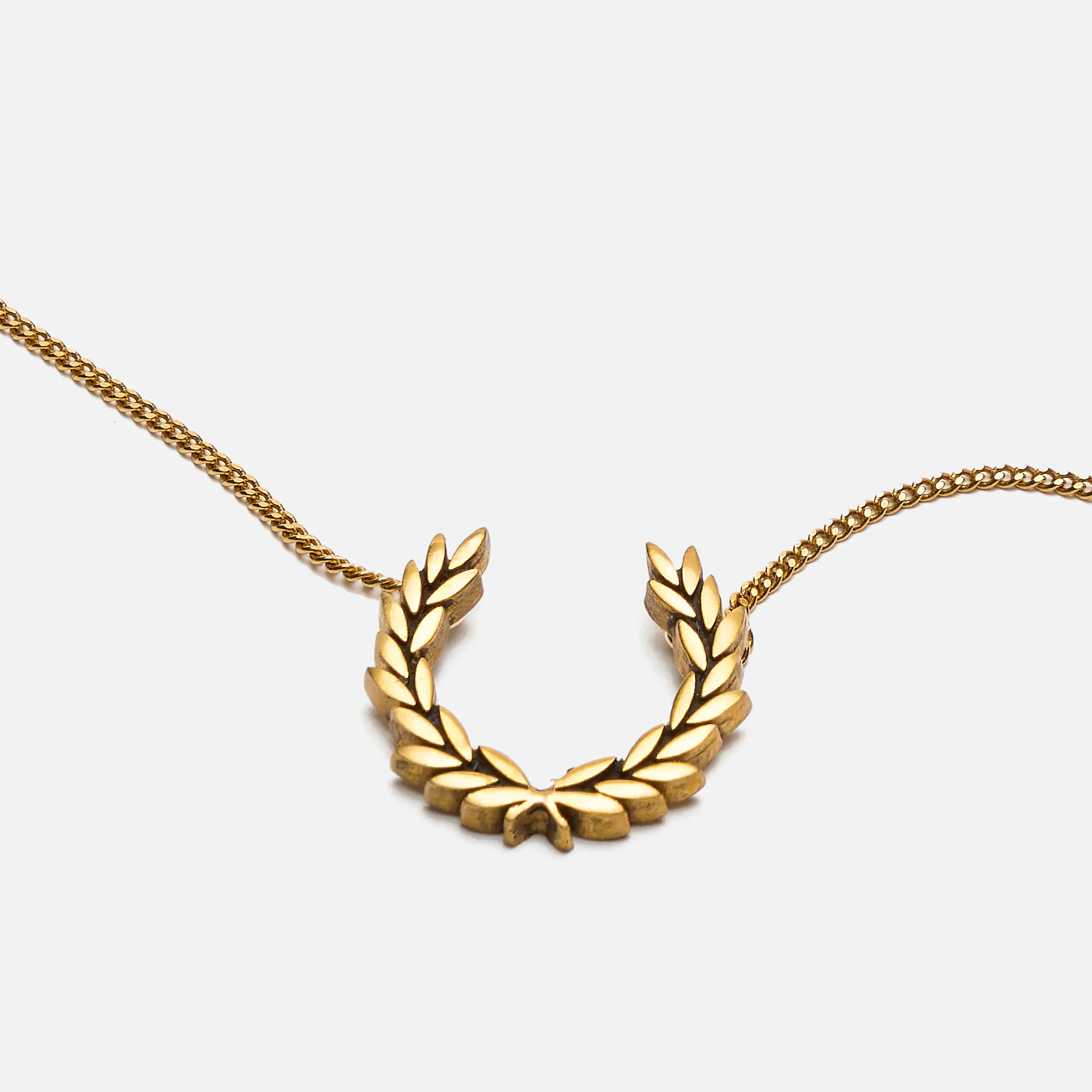 Fred Perry Laurel Wreath Necklace Gold