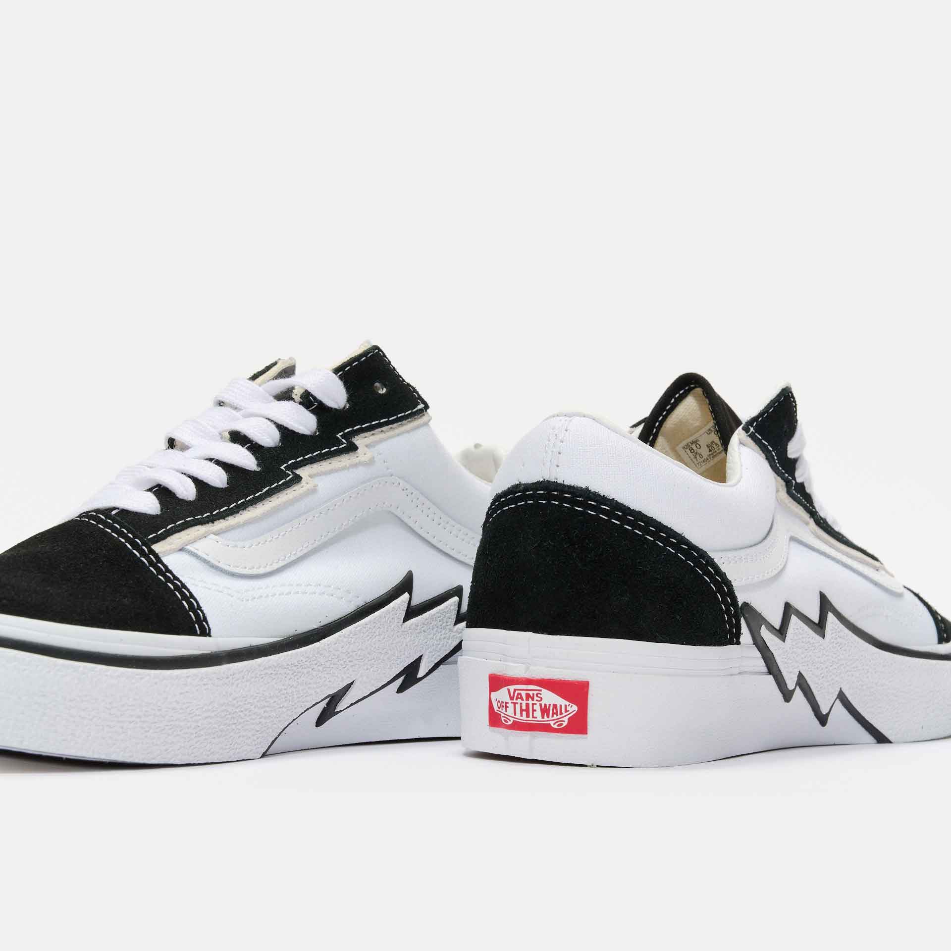 Vans Old Skool Bold 2-Tone Sneaker Black/True White