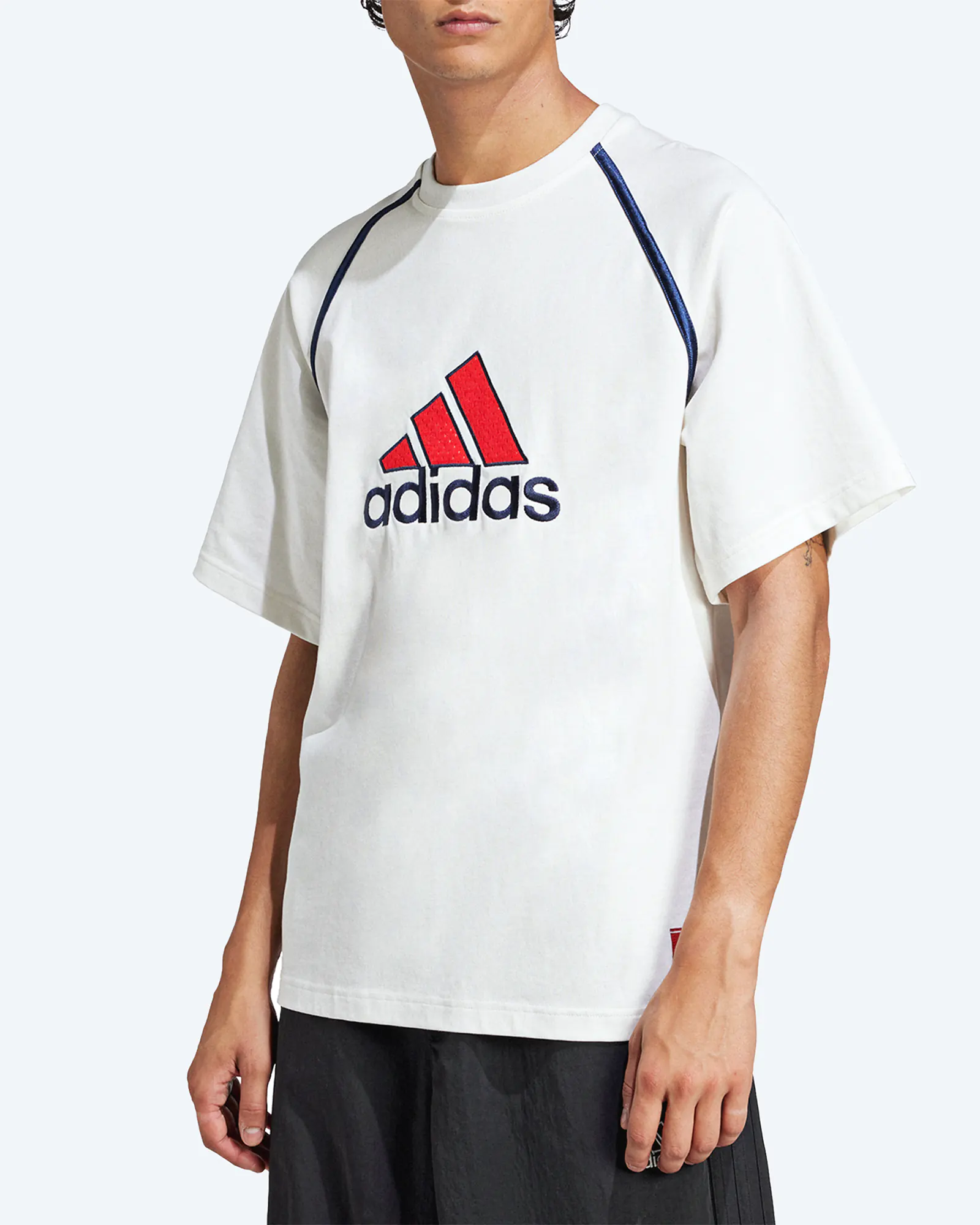 adidas Badge of Sports T-Shirt Cloud White adidas Badge of Sports T-Shirt Cloud White