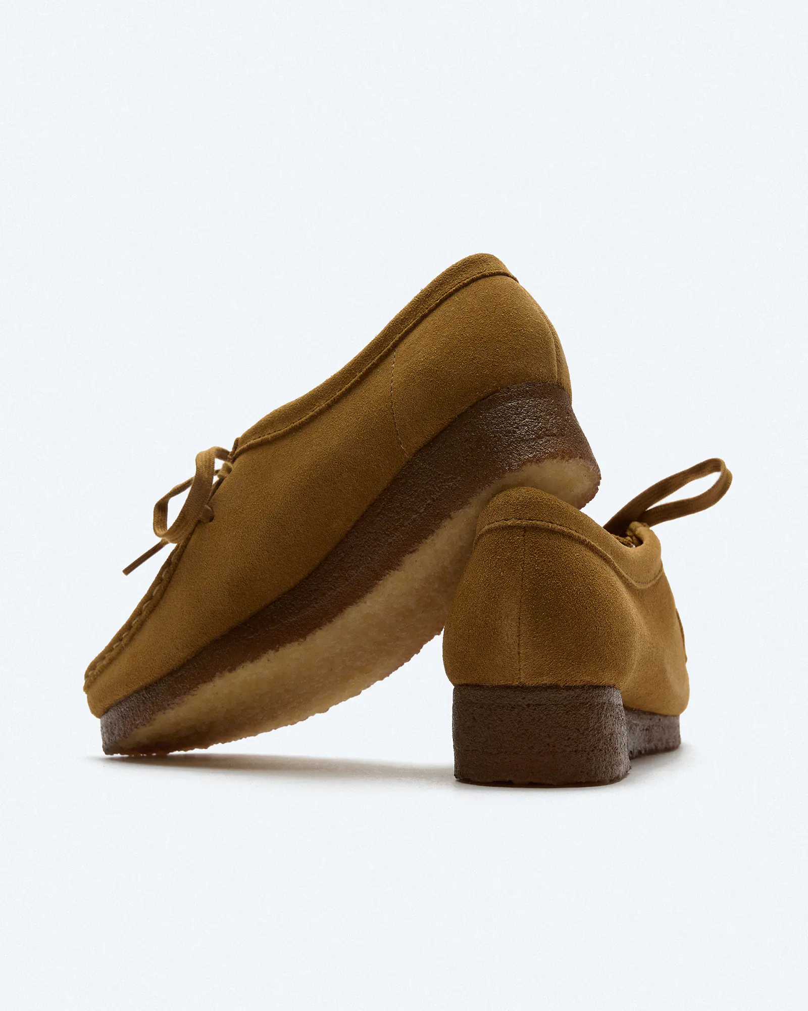 Clarks Women's Wallabee Suede Shoes Cola