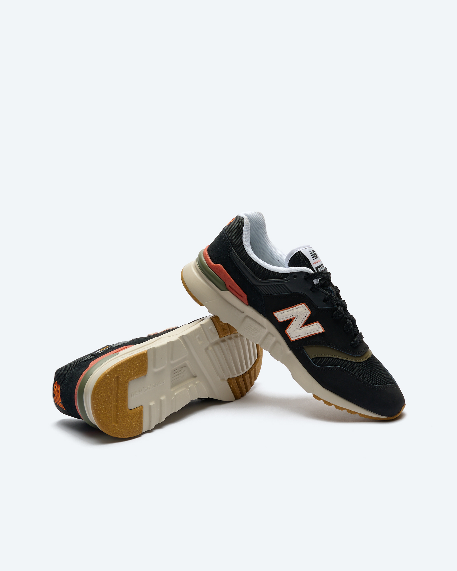 CM997 Sneaker Black