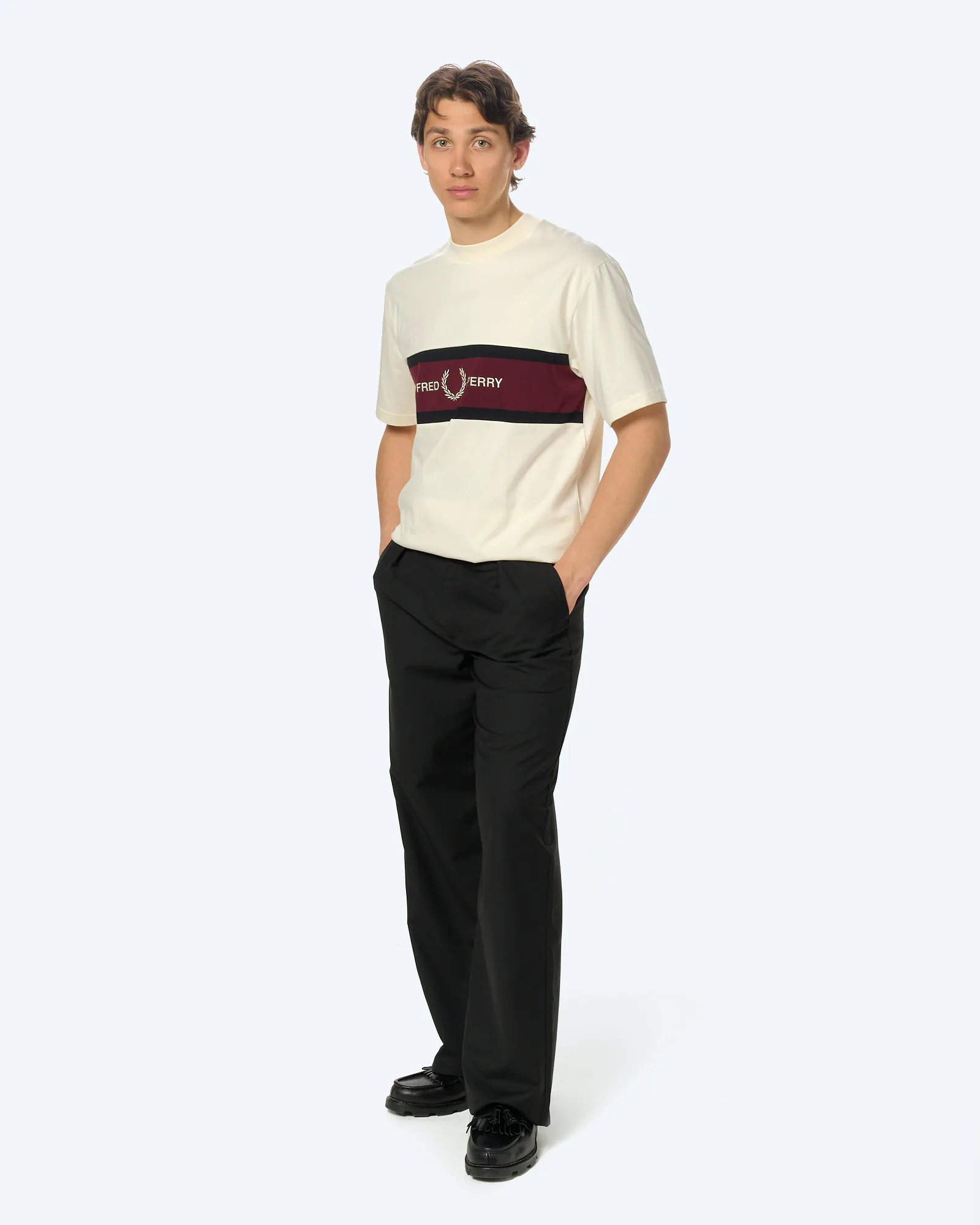 Fred Perry Embroidered Pannel T-Shirt Ecru