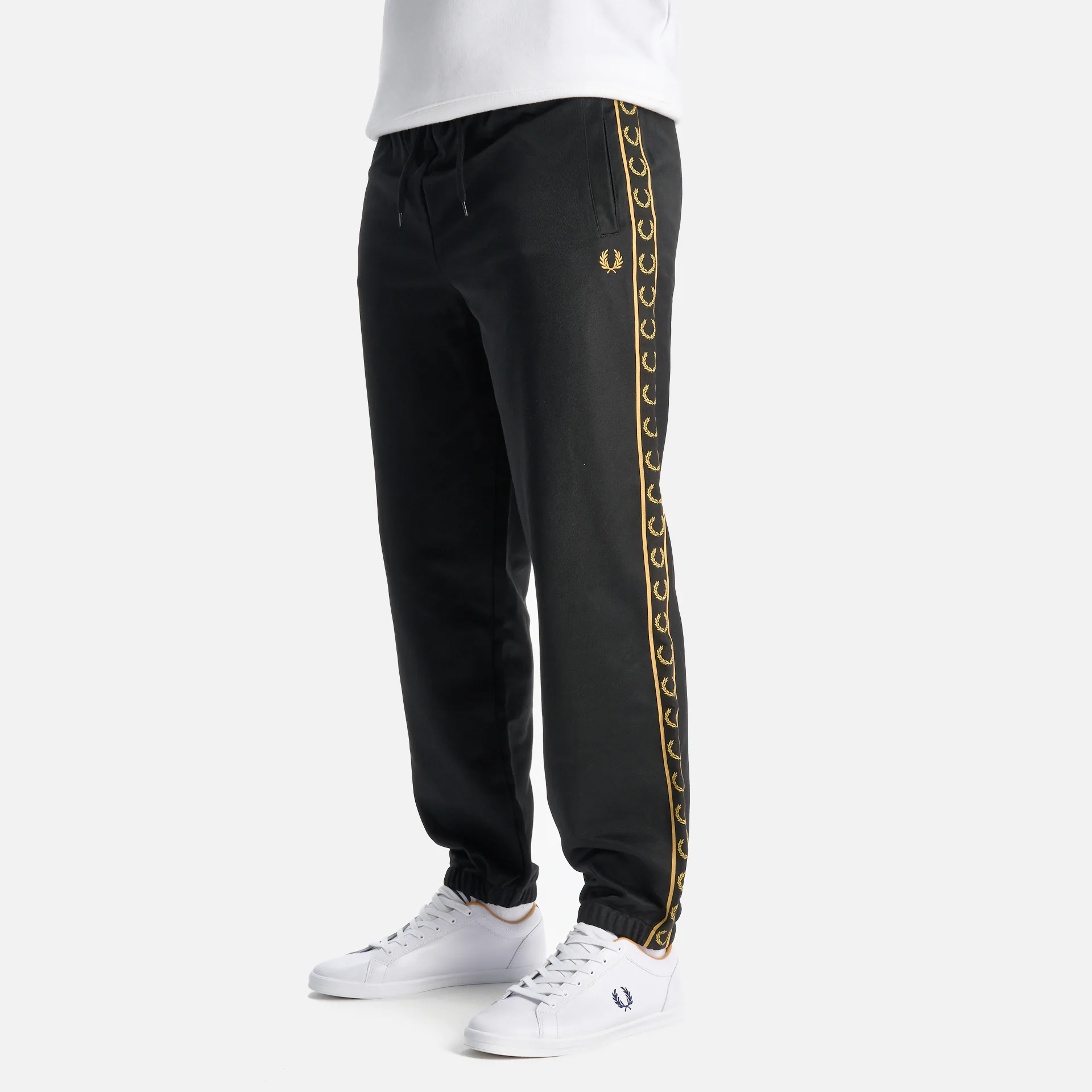 Fred Perry Seasonal Taped Track Pant Black/1964 Gold