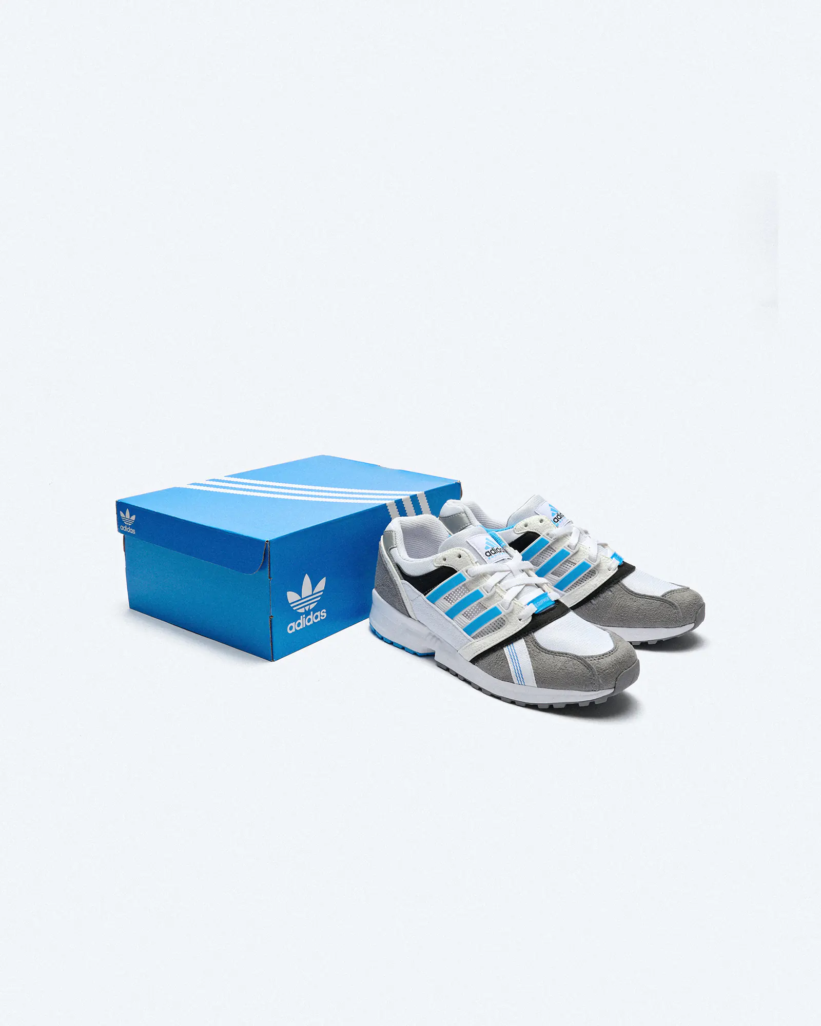 Adidas sneakers blue and white hot sale