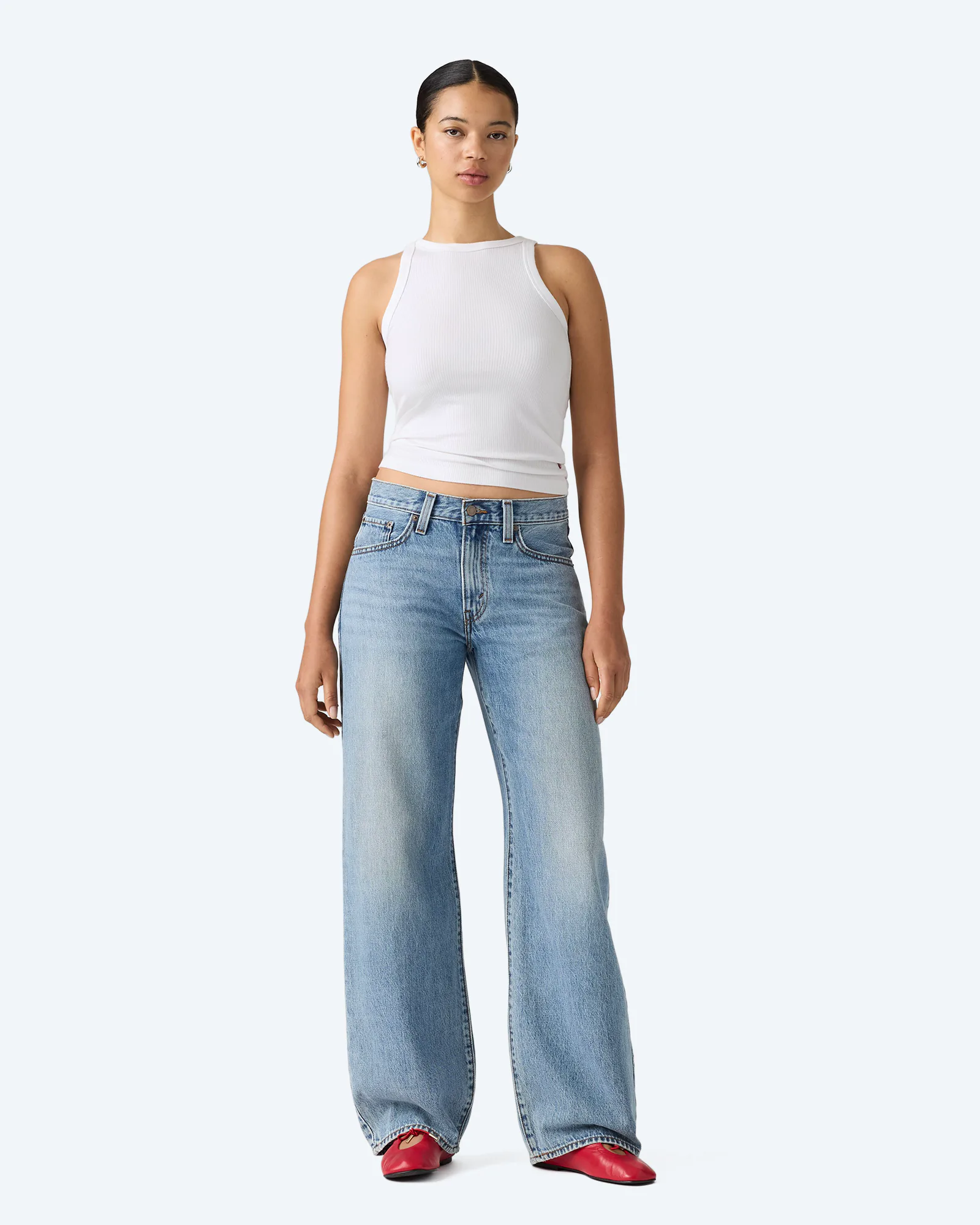Middy Balloon Med Indigo Worn in Jeans Twisted Vibe