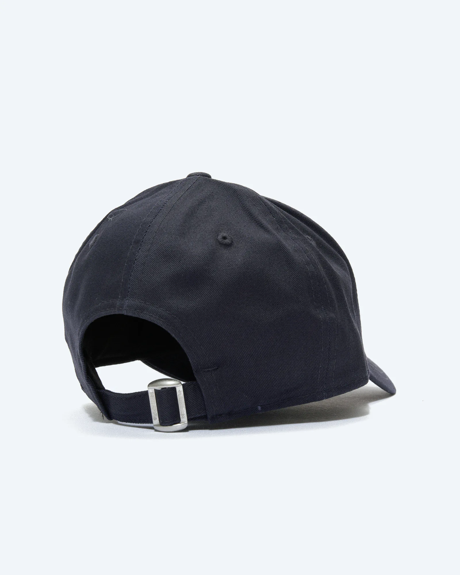 New Era Basic 9Forty Strapback Cap Navy/White New Era Basic 9Forty Strapback Cap Navy/White