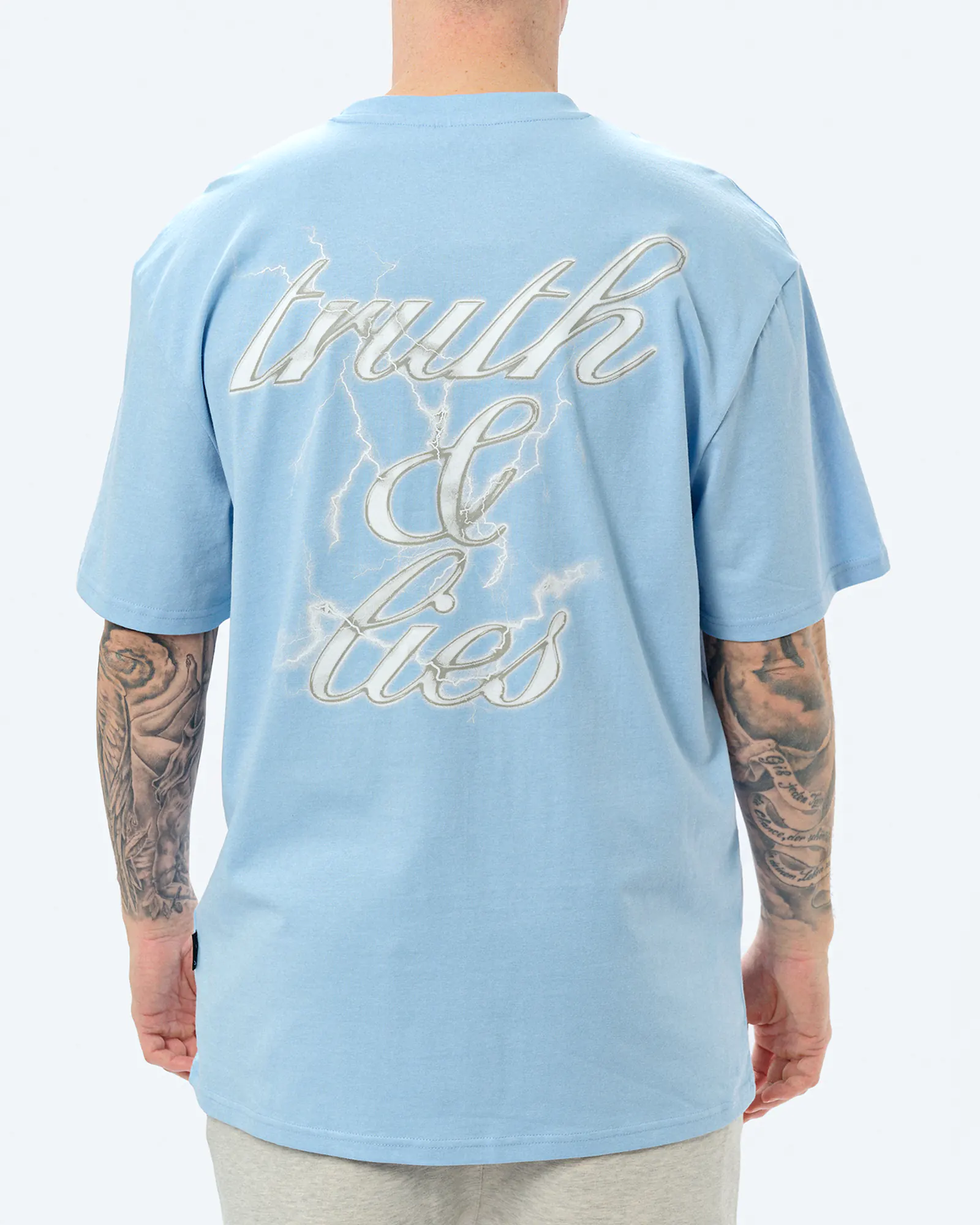 Karl Kani Retro T&L Backprint T-Shirt Light Blue/White Karl Kani Retro T&L Backprint T-Shirt Light Blue/White