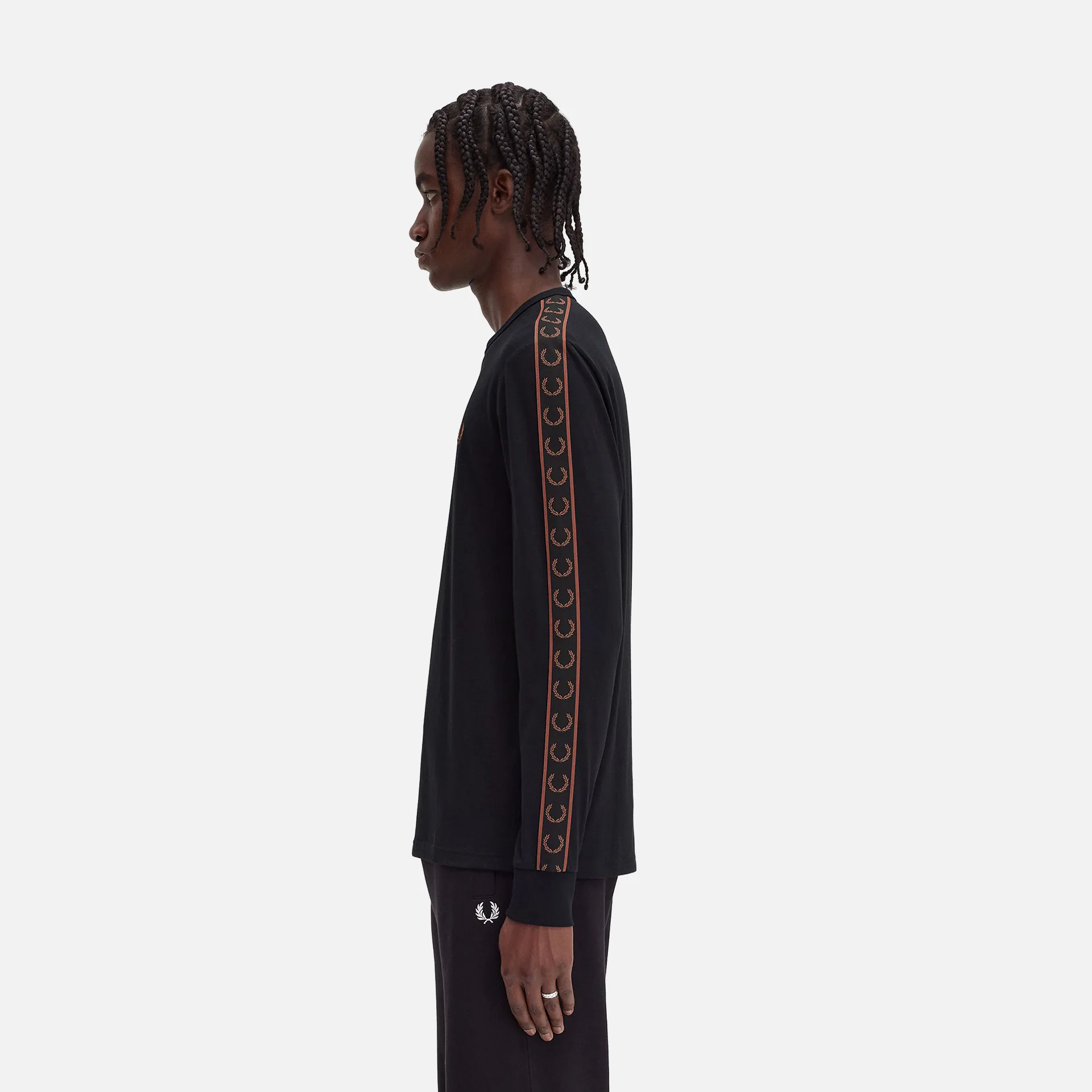 Fred Perry Laurel Taped Longsleeve Black/Whiskey Brown
