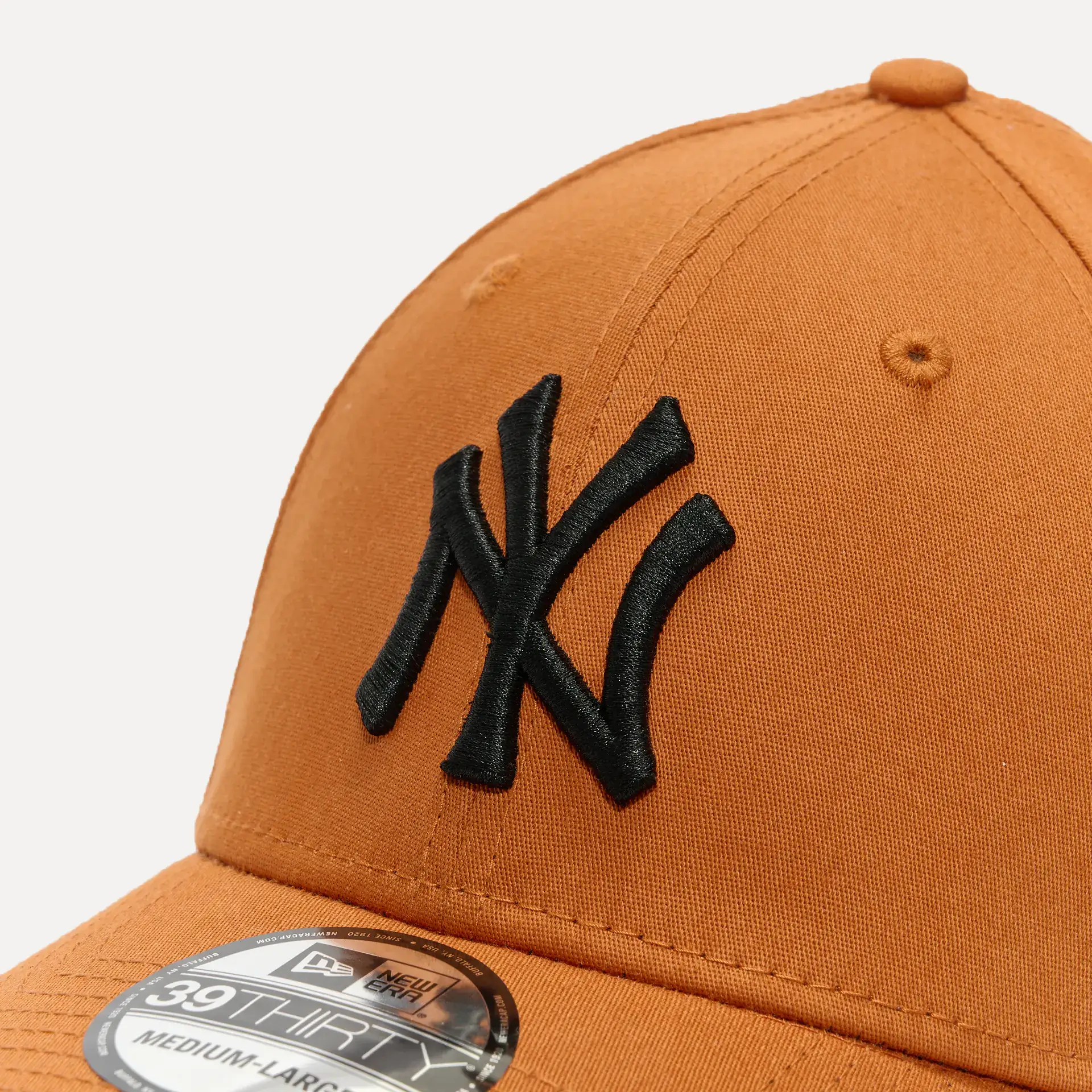 New Era MLB NY Yankees League Essentail 39Thirty Stretch Fit Cap Medium Brown/Black