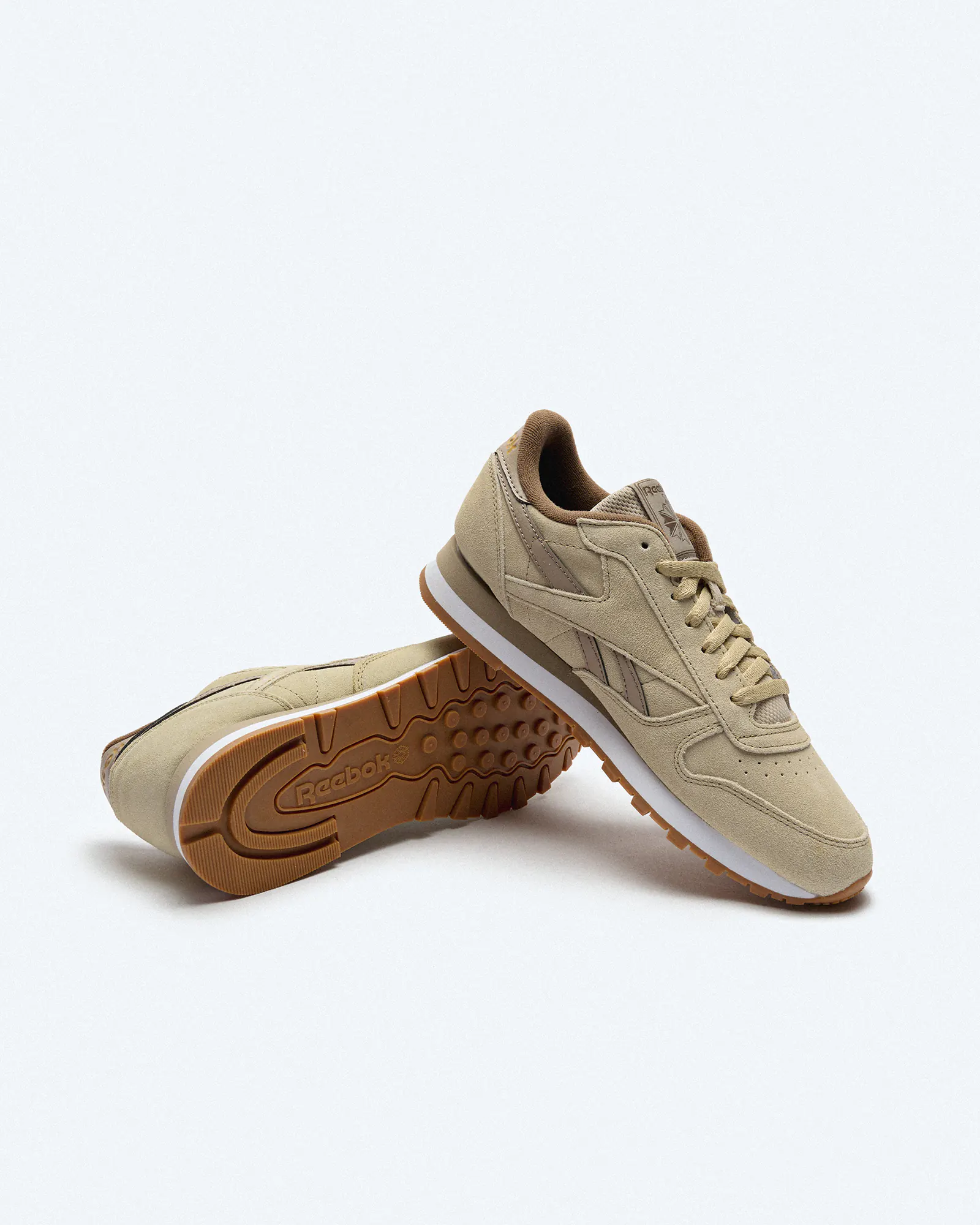 Reebok Classic Leather Sneaker Classic Beige/Classic Beige/Ash Reebok Classic Leather Sneaker Classic Beige/Classic Beige/Ash